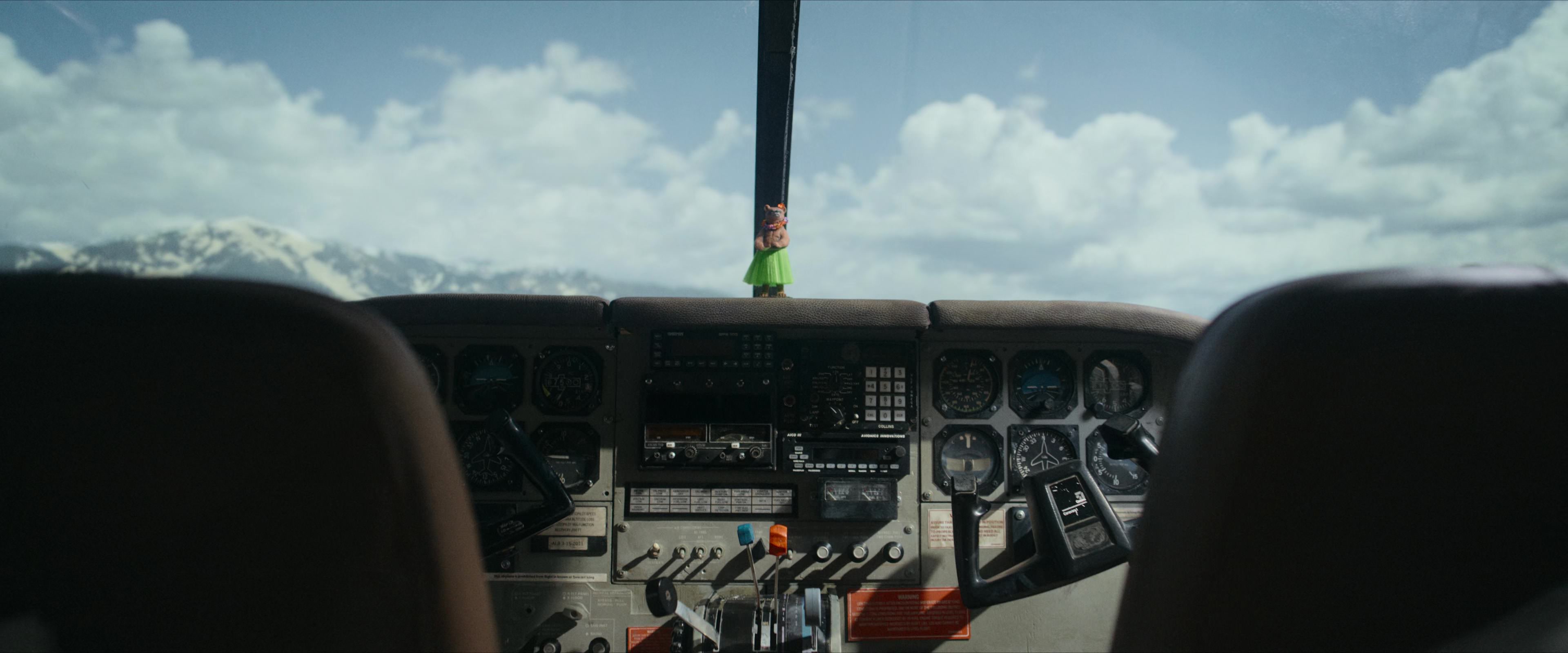 Flight Risk (2025) [4K] HD screenshot 488
