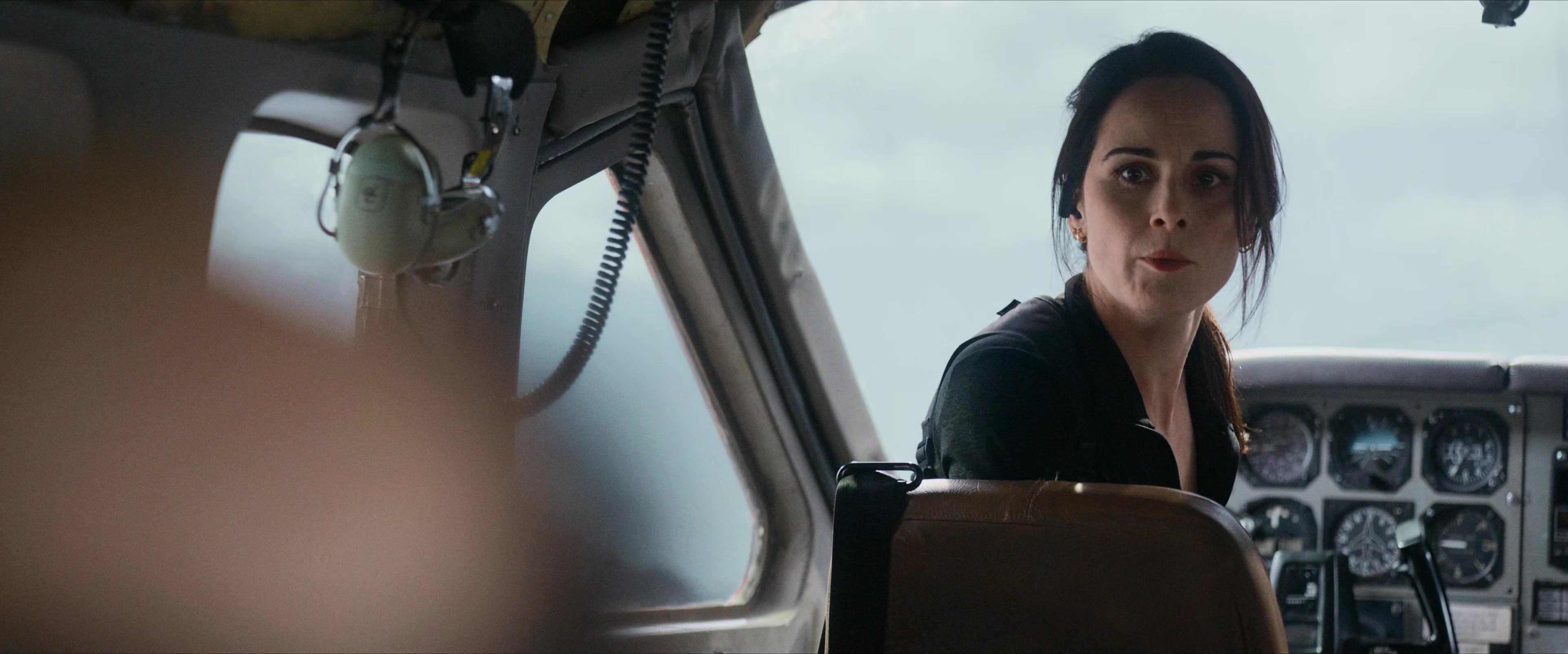 Flight Risk (2025) [4K] HD screenshot 4883