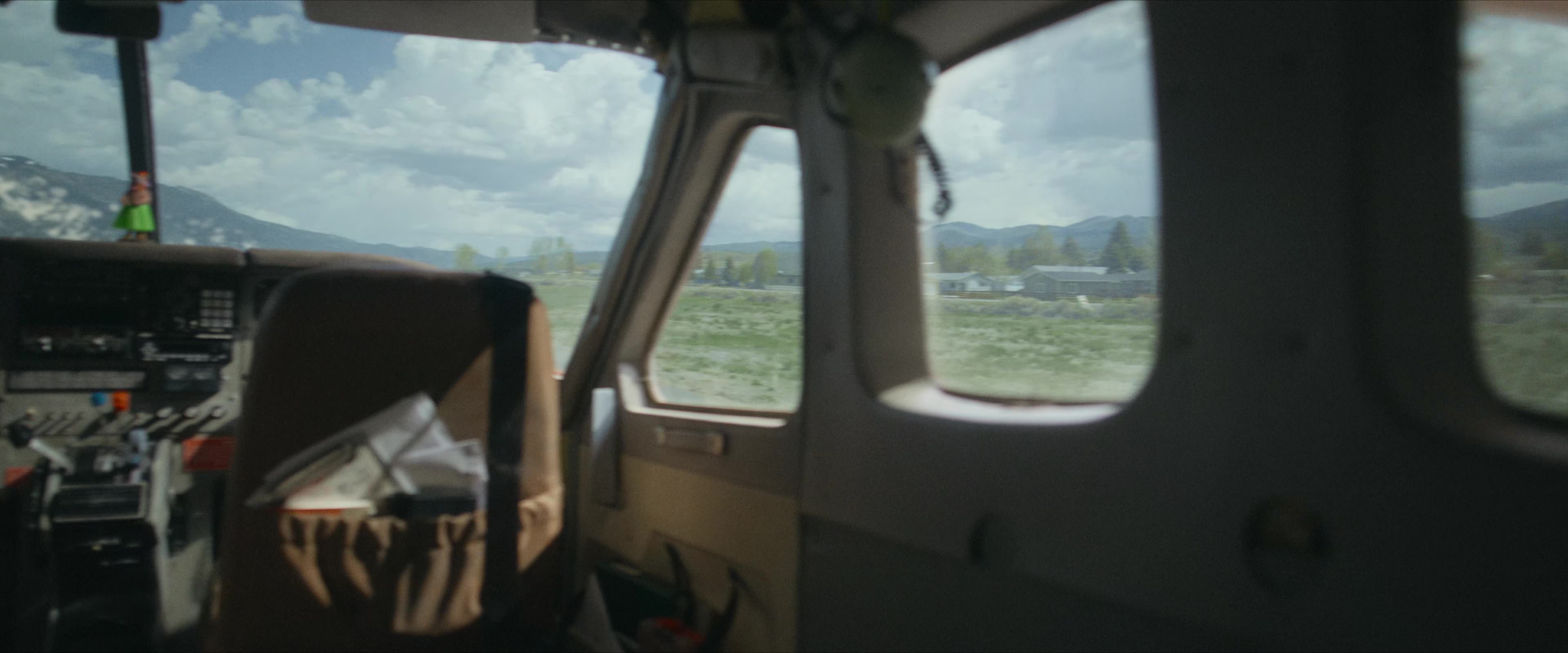 Flight Risk (2025) [4K] movie still 499