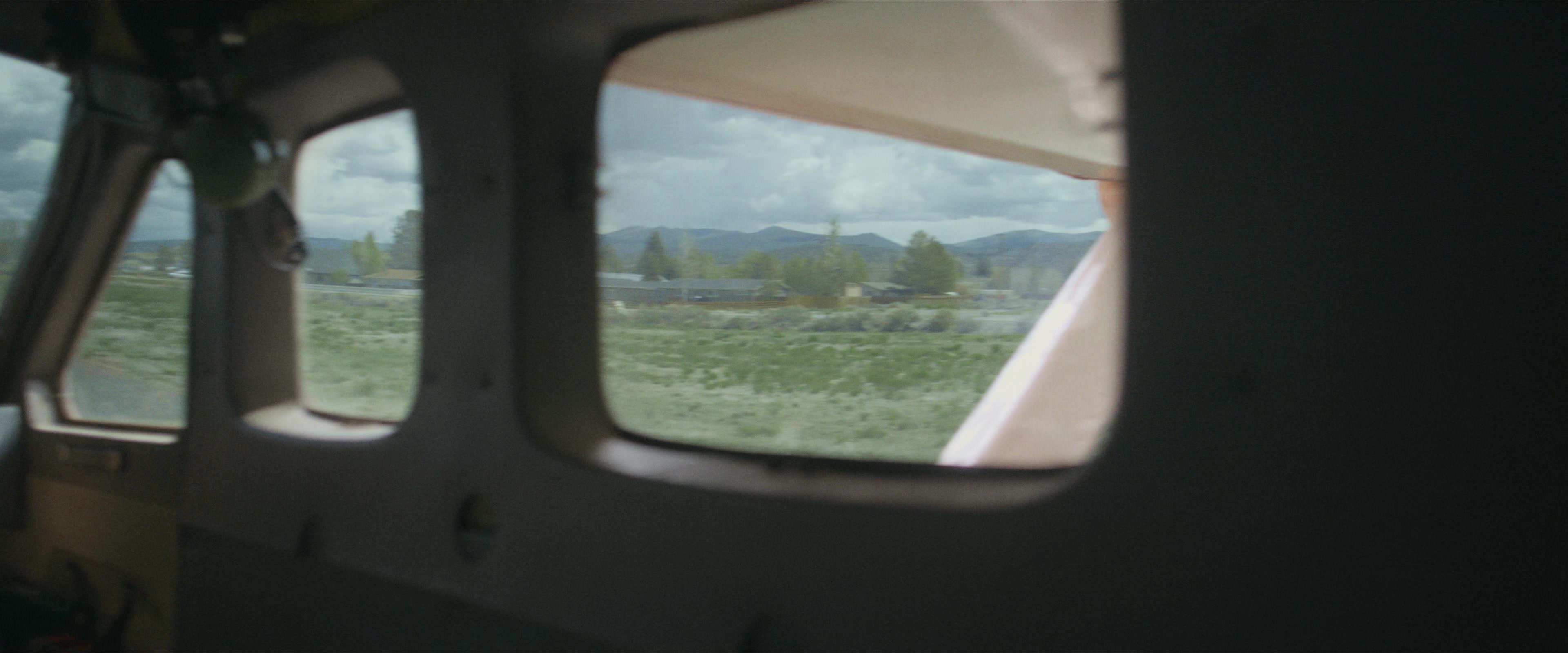 Flight Risk (2025) [4K] HD screenshot 503