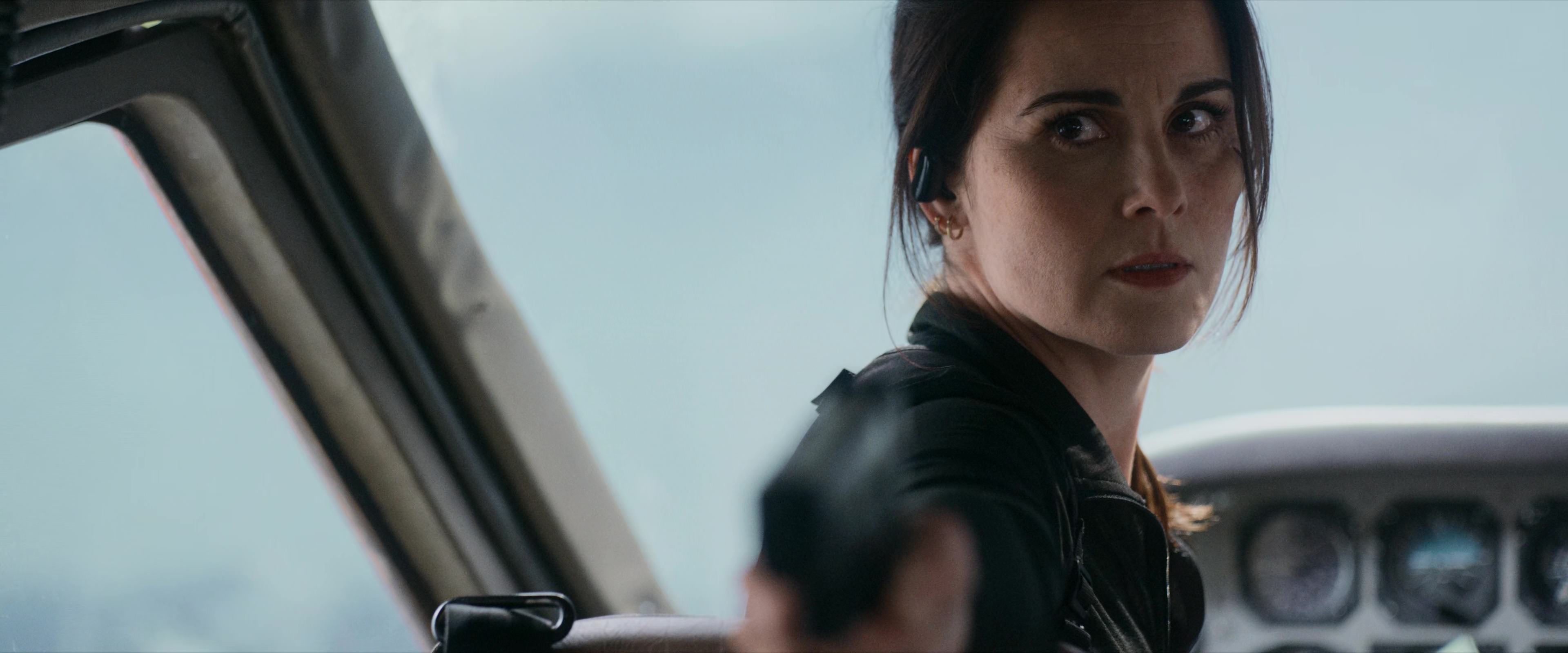 Flight Risk (2025) [4K] screencap 5046