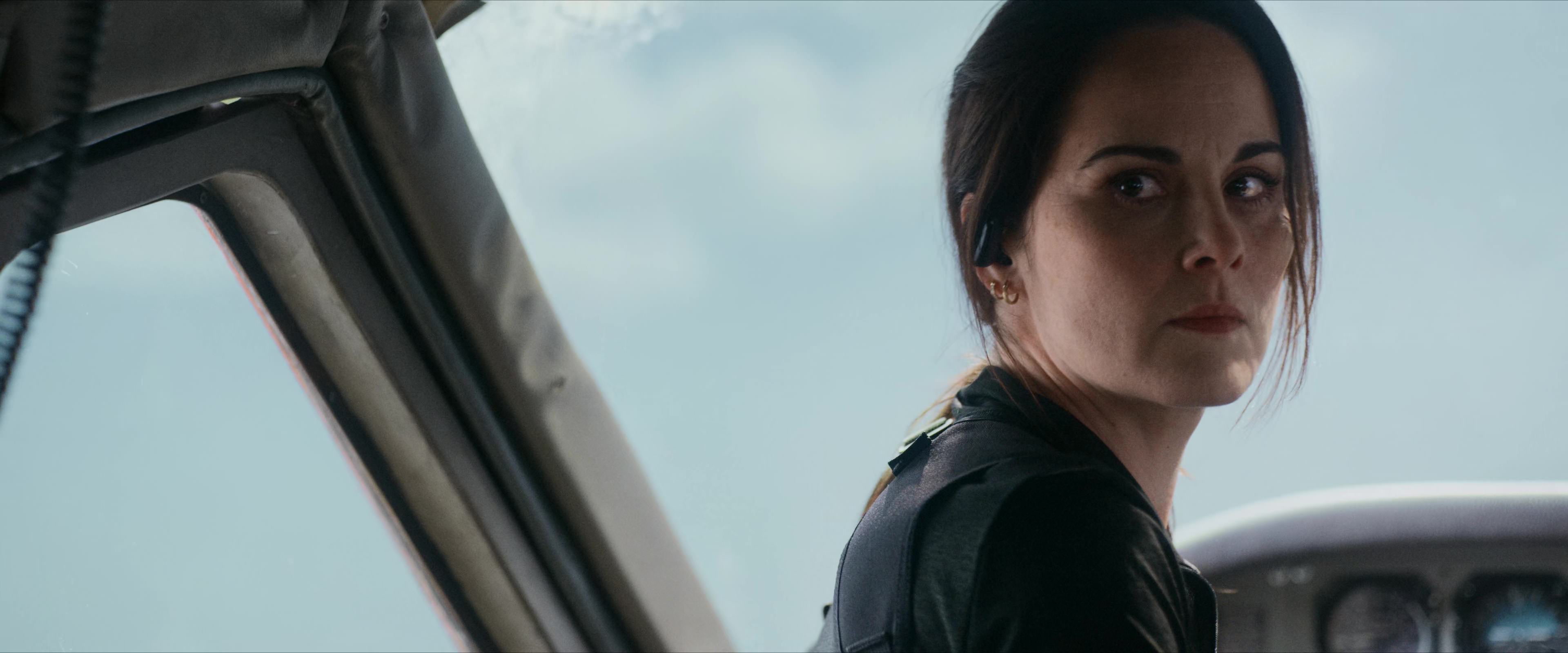 Flight Risk (2025) [4K] screencap 5055