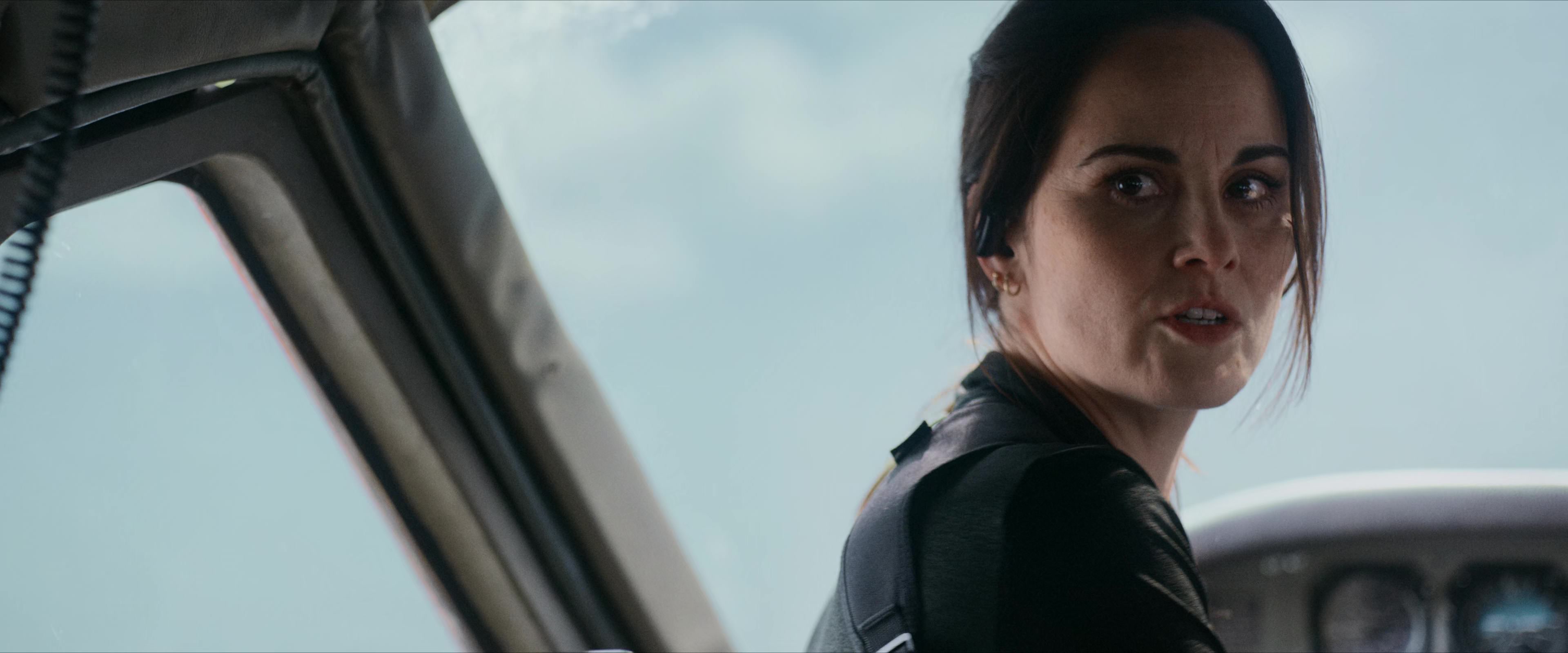Flight Risk (2025) [4K] screencap 5058