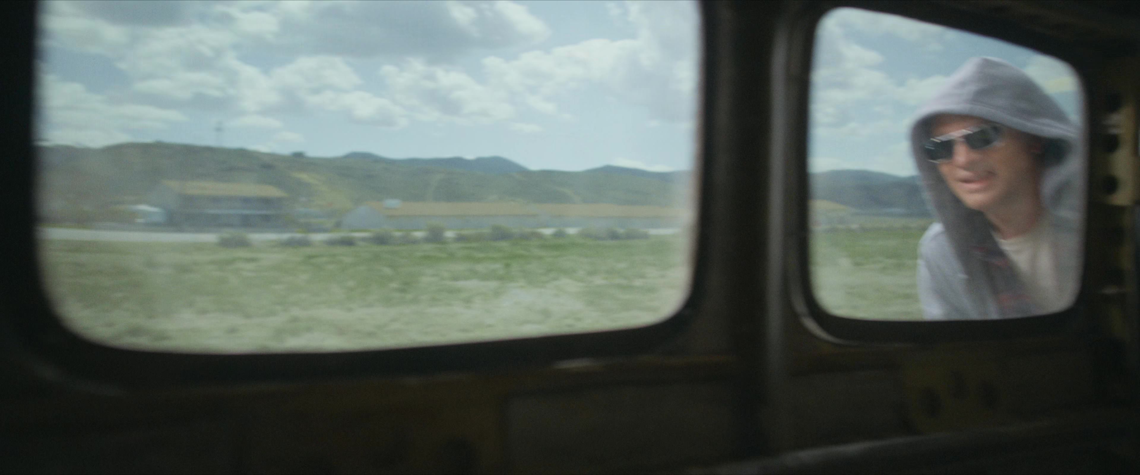 Flight Risk (2025) [4K] screencap 513