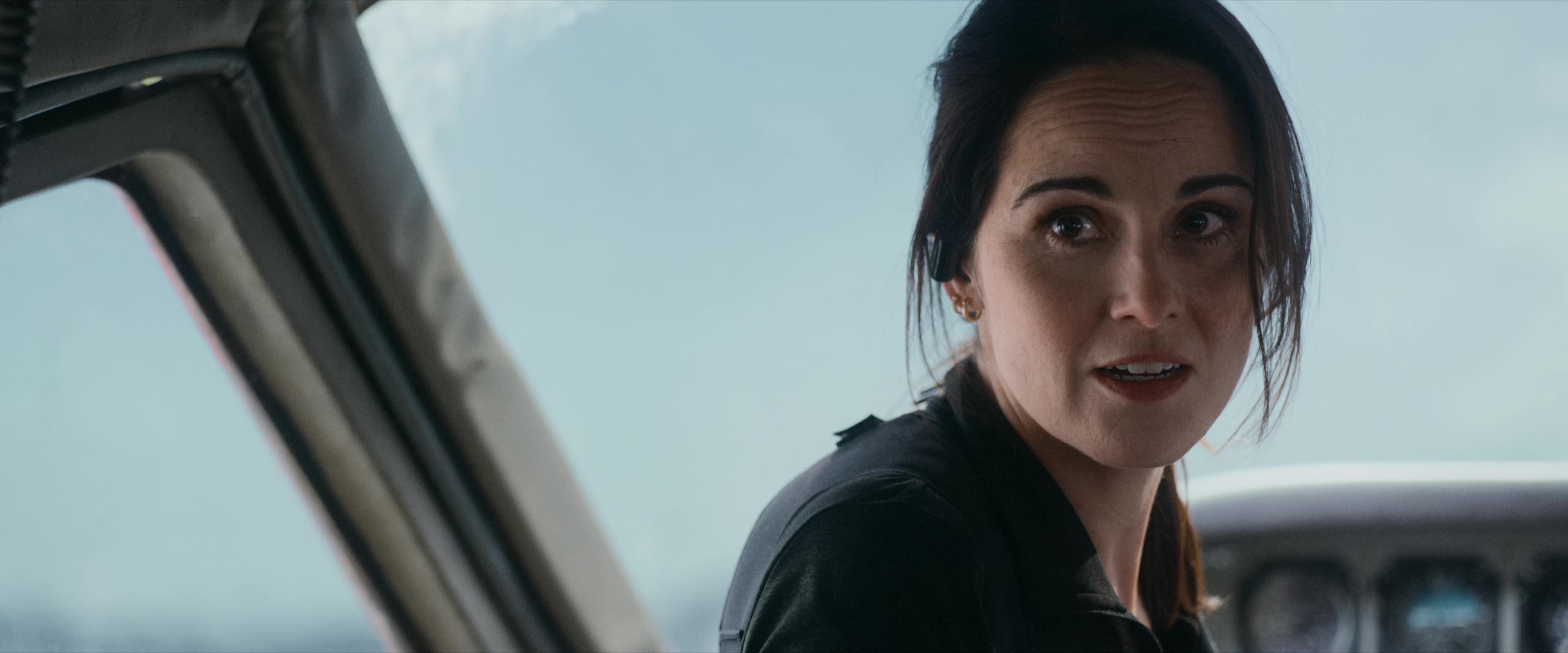 Flight Risk (2025) [4K] HD screenshot 5135