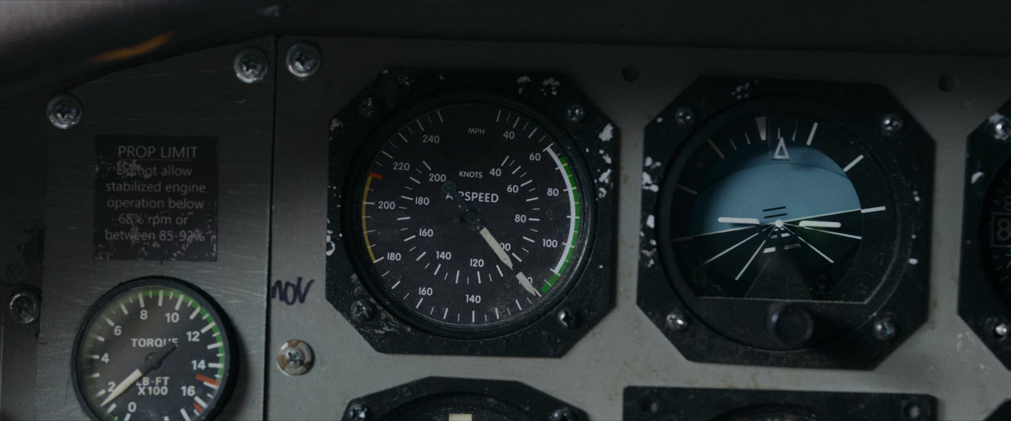 Flight Risk (2025) [4K] HD screenshot 5276