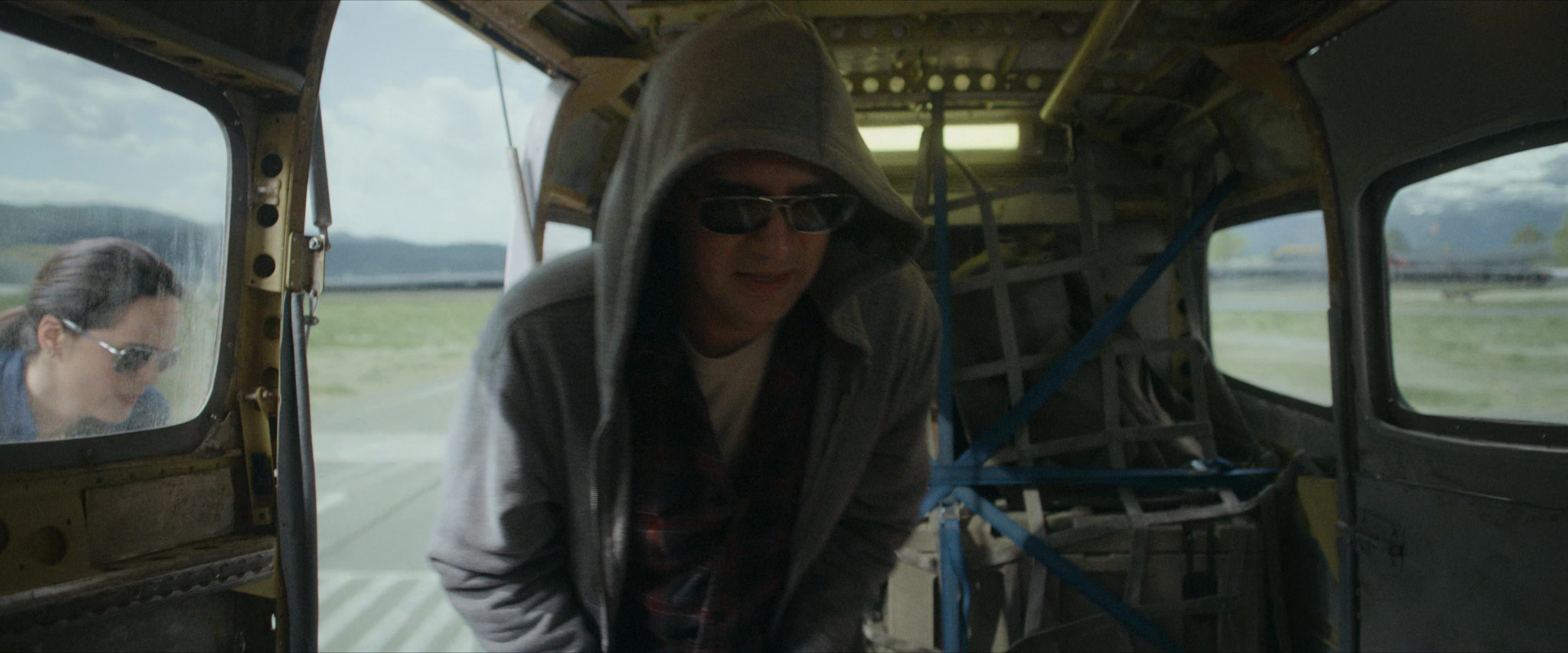 Flight Risk (2025) [4K] HD screenshot 533