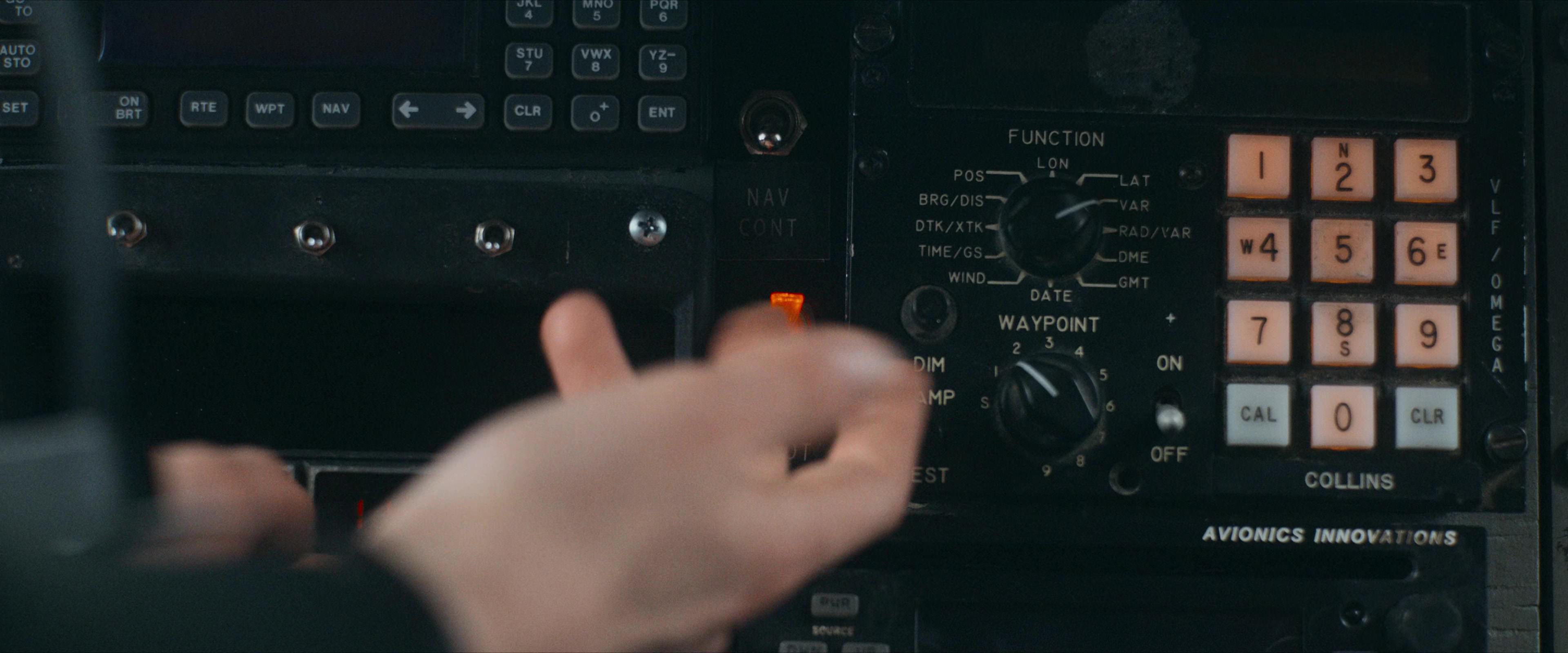 Flight Risk (2025) [4K] HD screenshot 5483