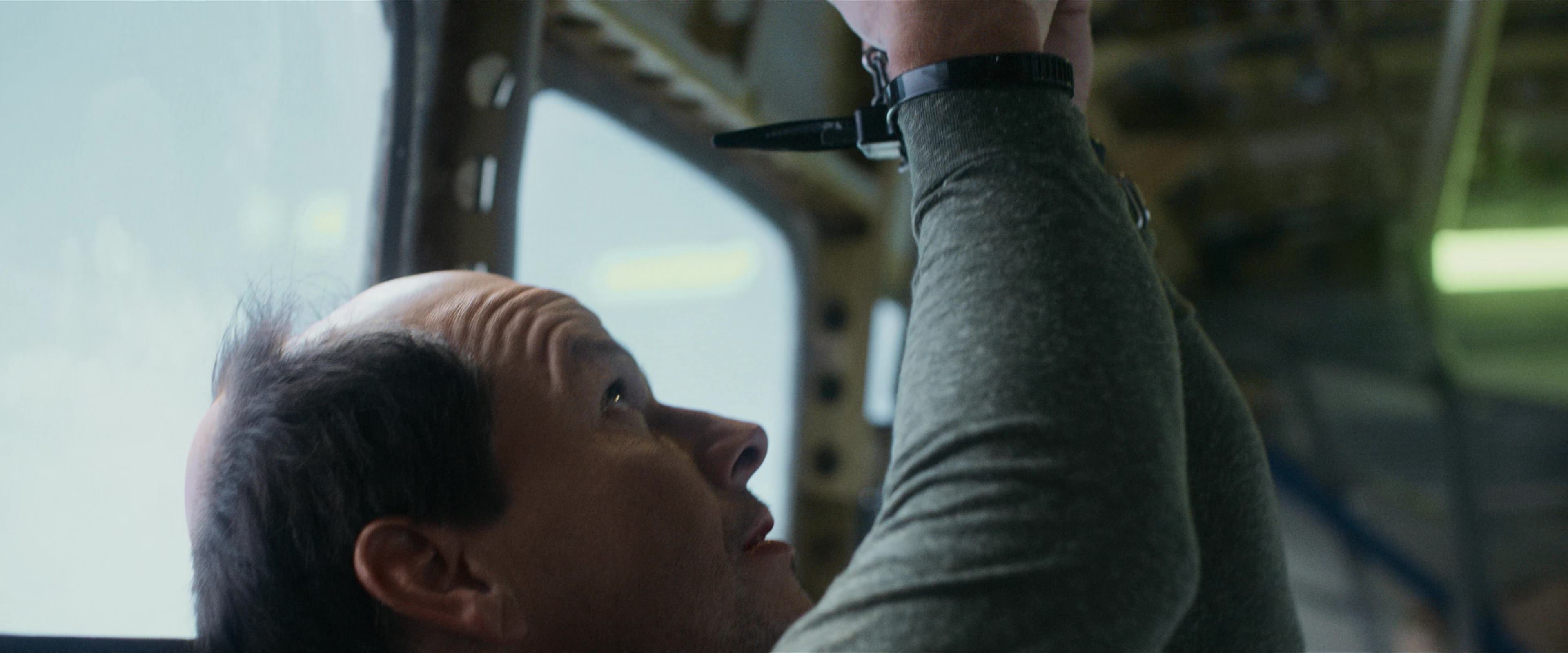 Flight Risk (2025) [4K] screencap 5601