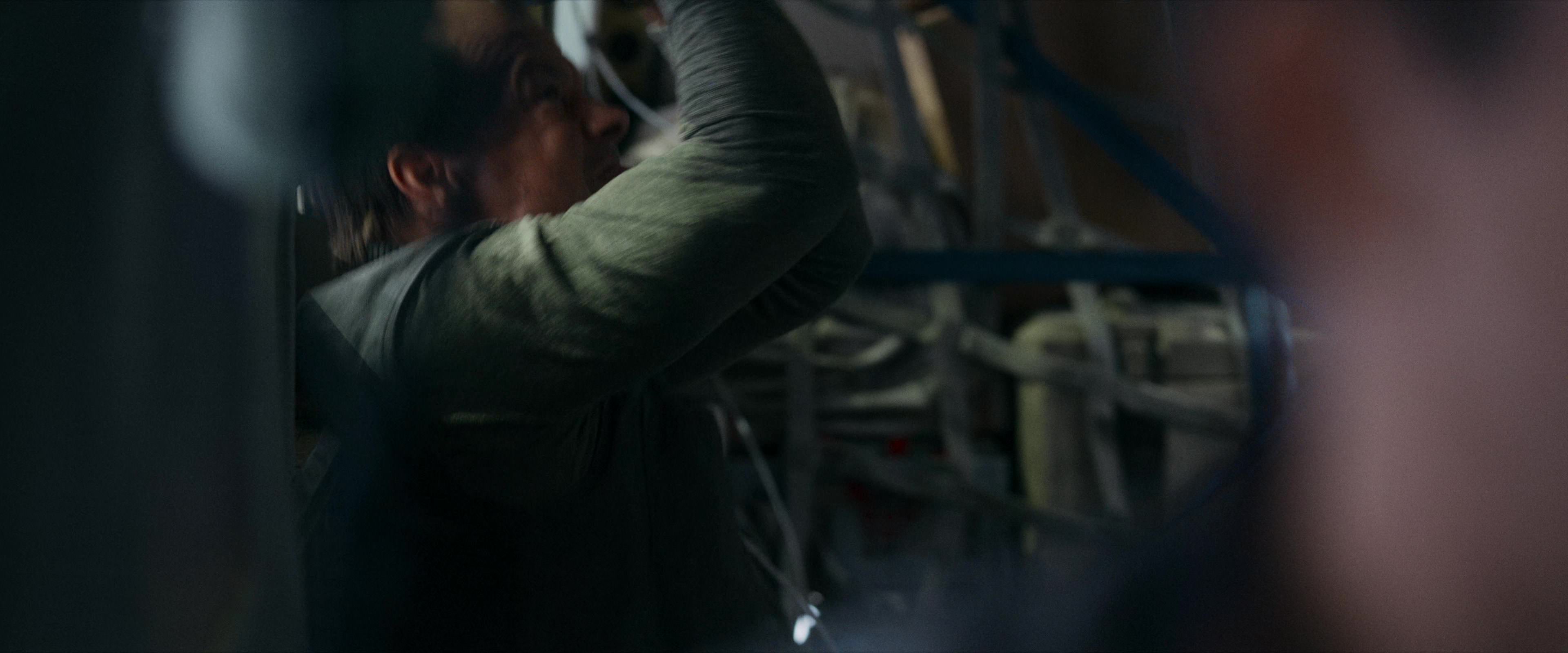 Flight Risk (2025) [4K] screencap 5625