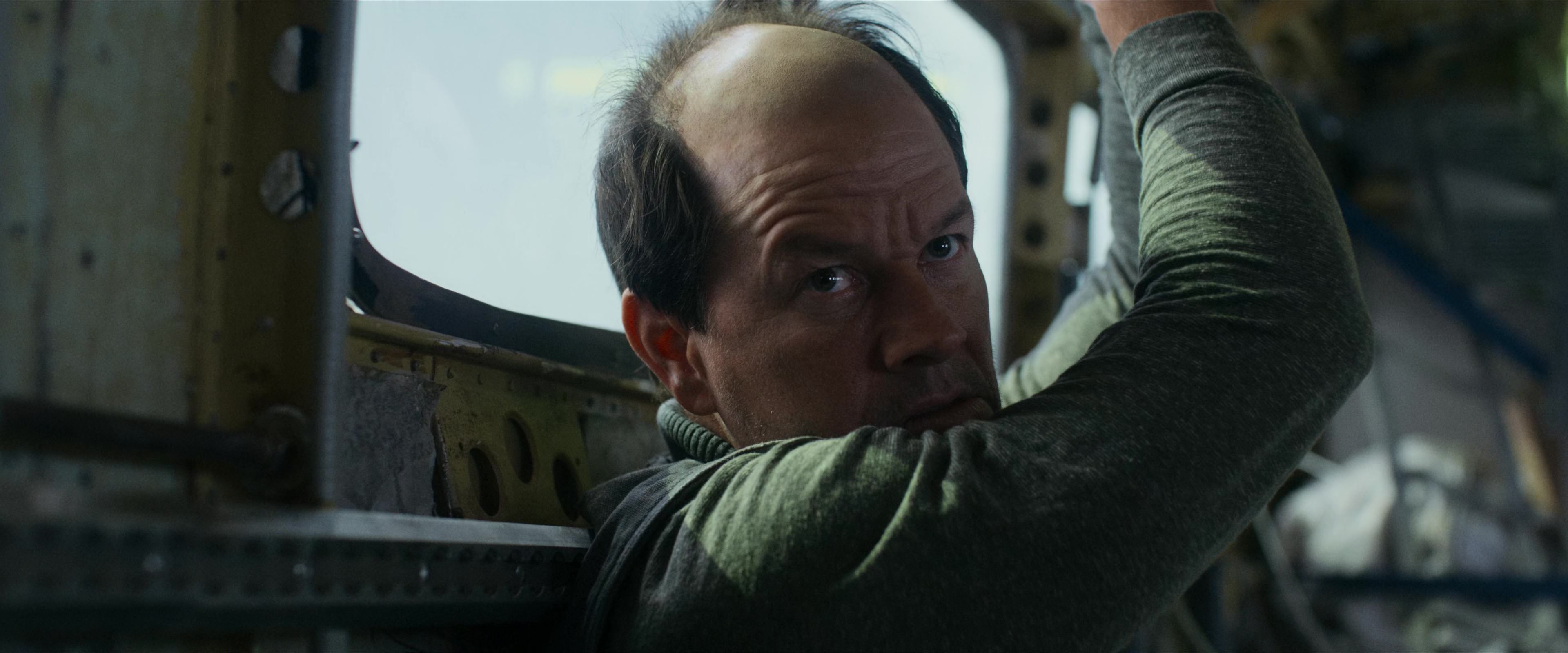 Flight Risk (2025) [4K] HD screenshot 5669