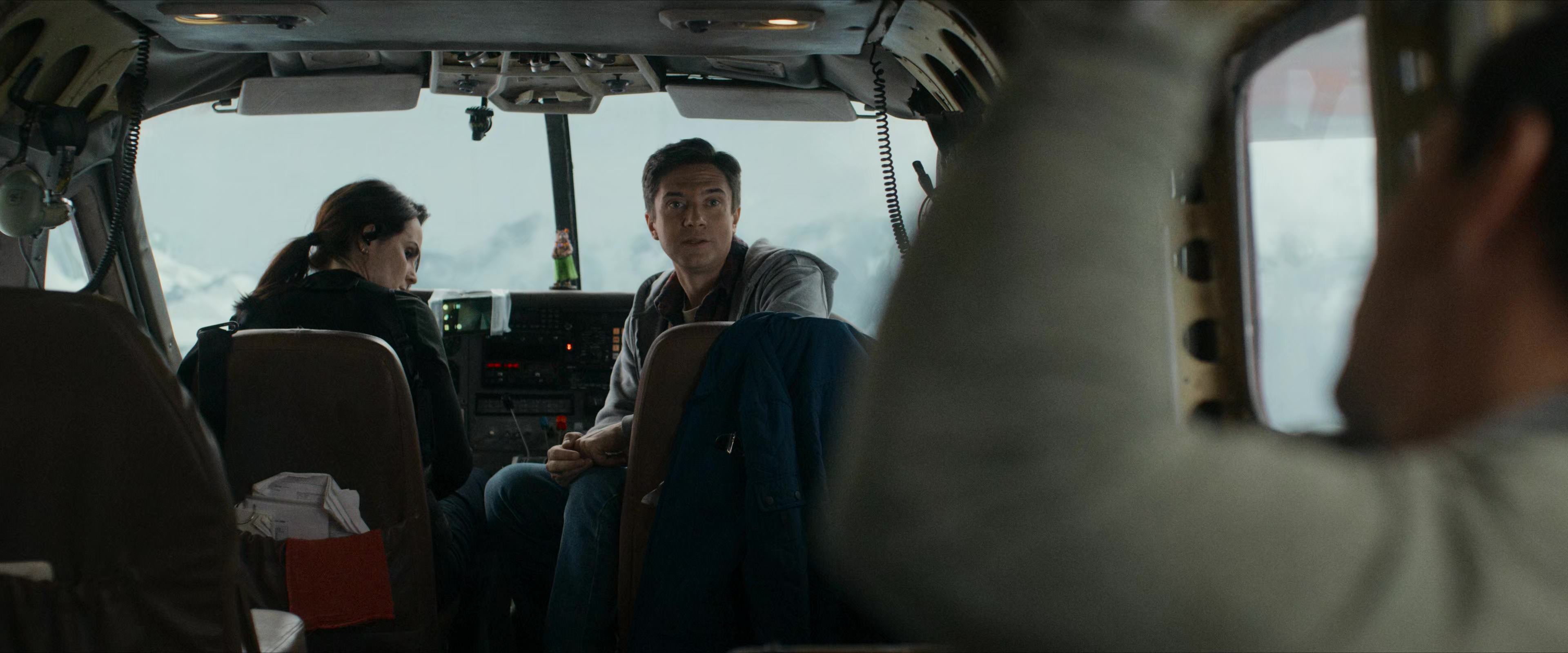 Flight Risk (2025) [4K] screencap 5724