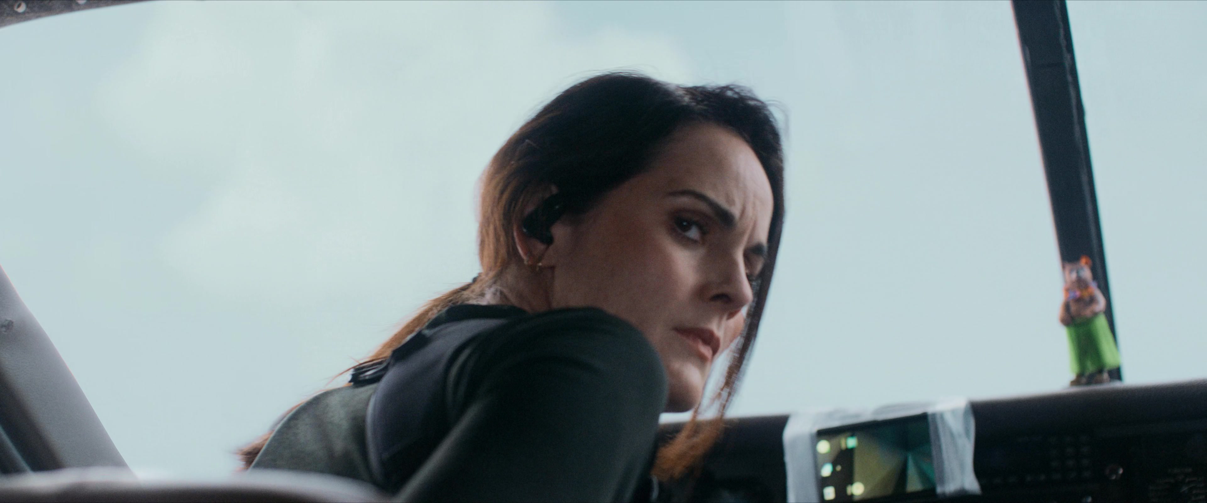 Flight Risk (2025) [4K] HD screenshot 5867