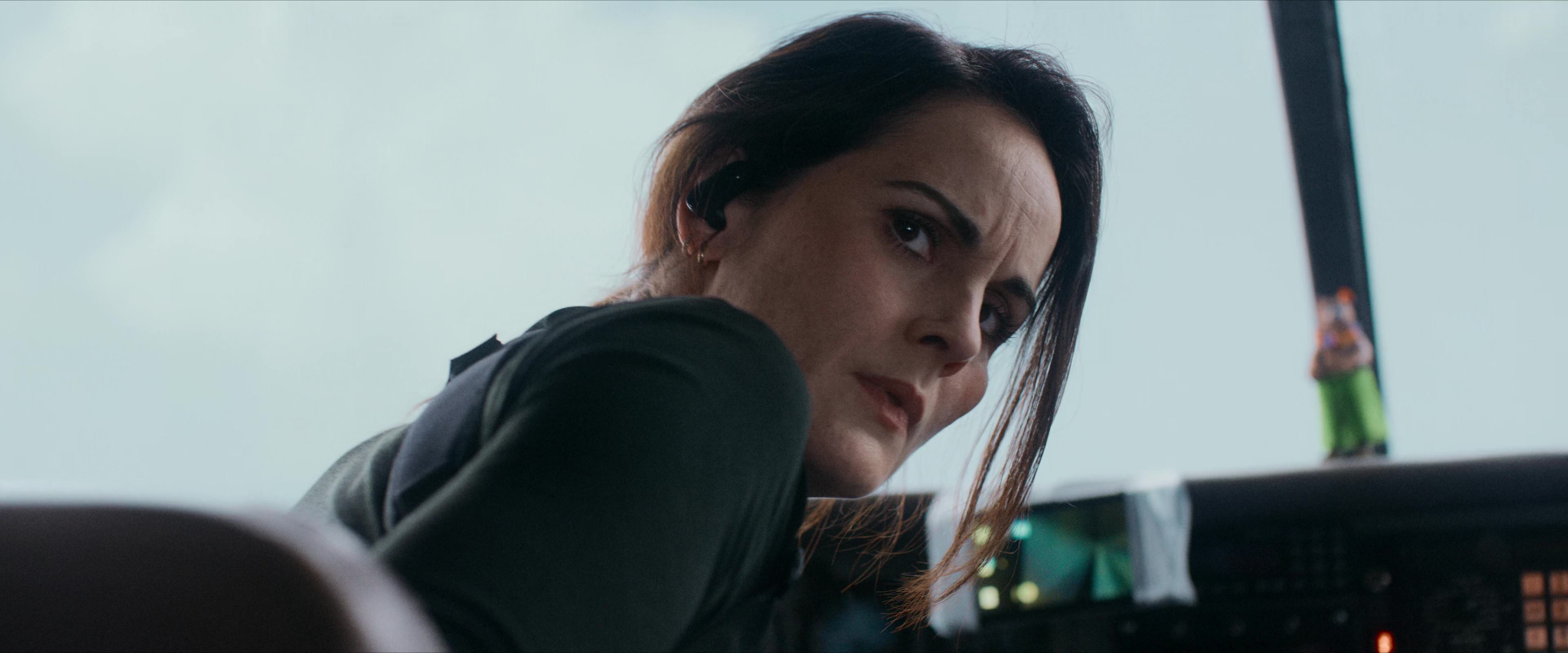 Flight Risk (2025) [4K] screencap 5871