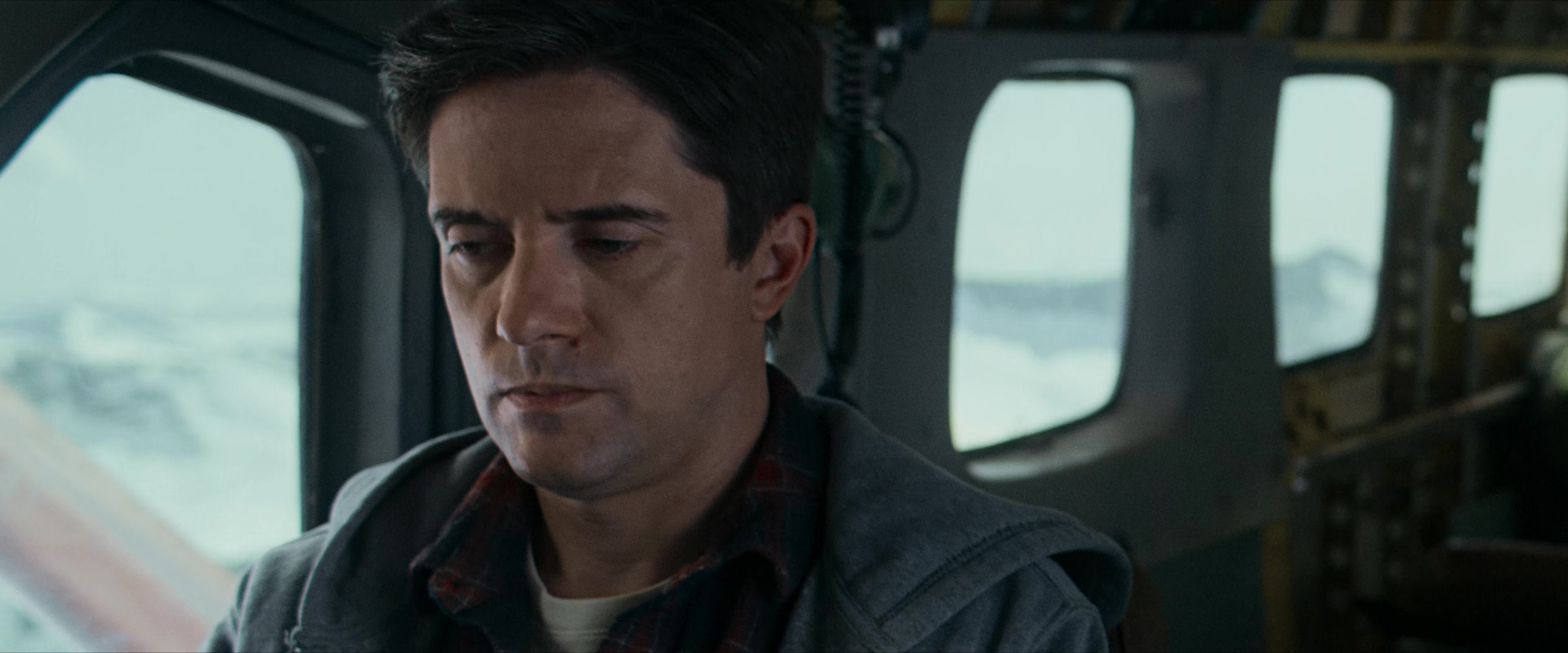 Flight Risk (2025) [4K] screencap 5898