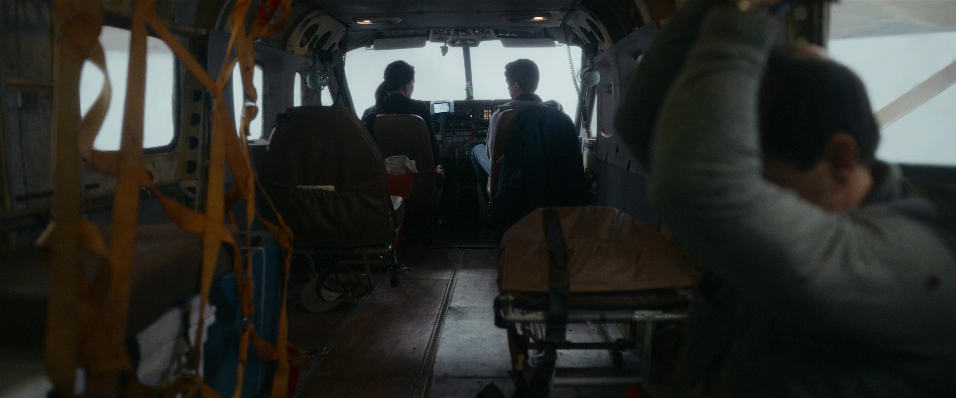 Flight Risk (2025) [4K] screencap 5994
