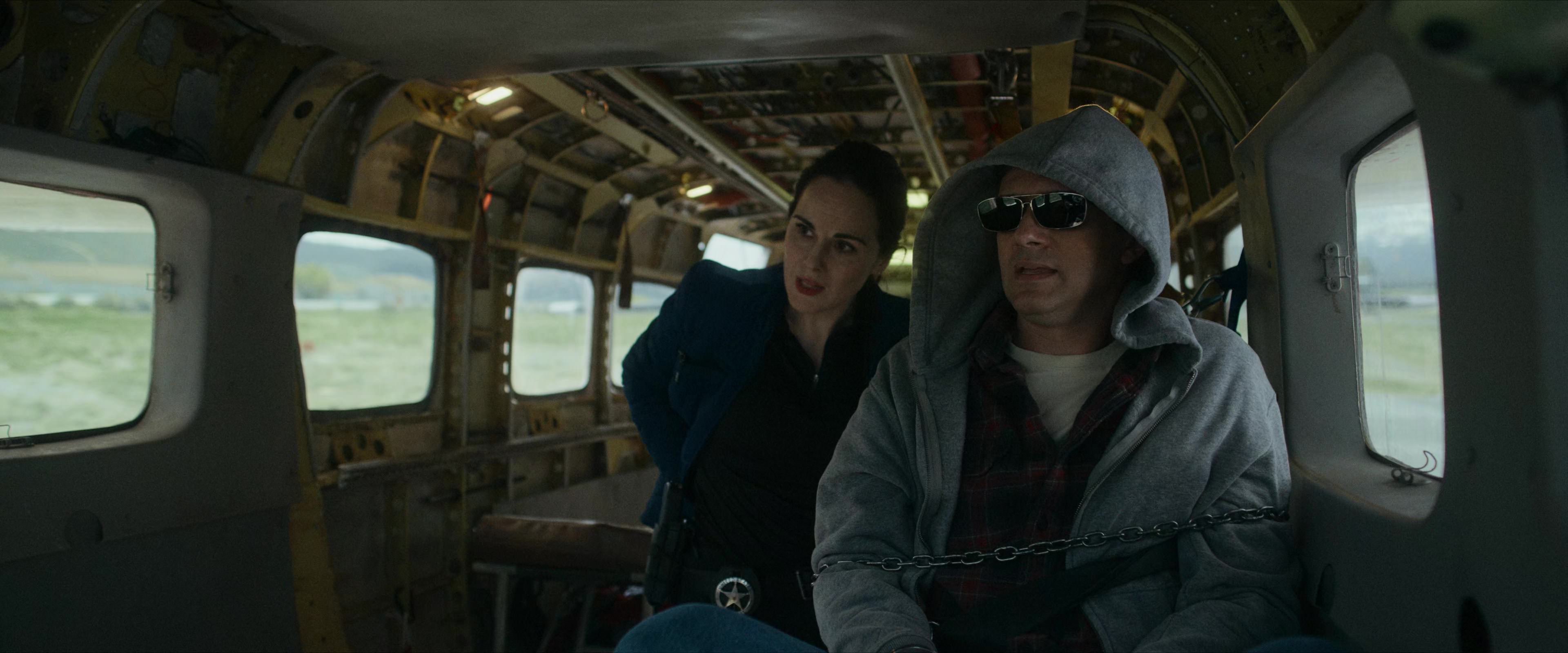 Flight Risk (2025) [4K] screencap 612