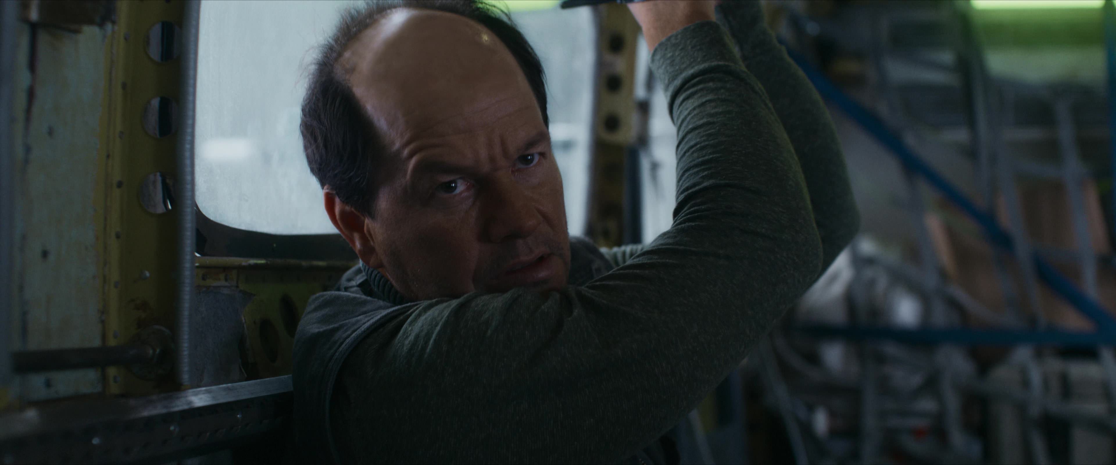 Flight Risk (2025) [4K] HD screenshot 6140