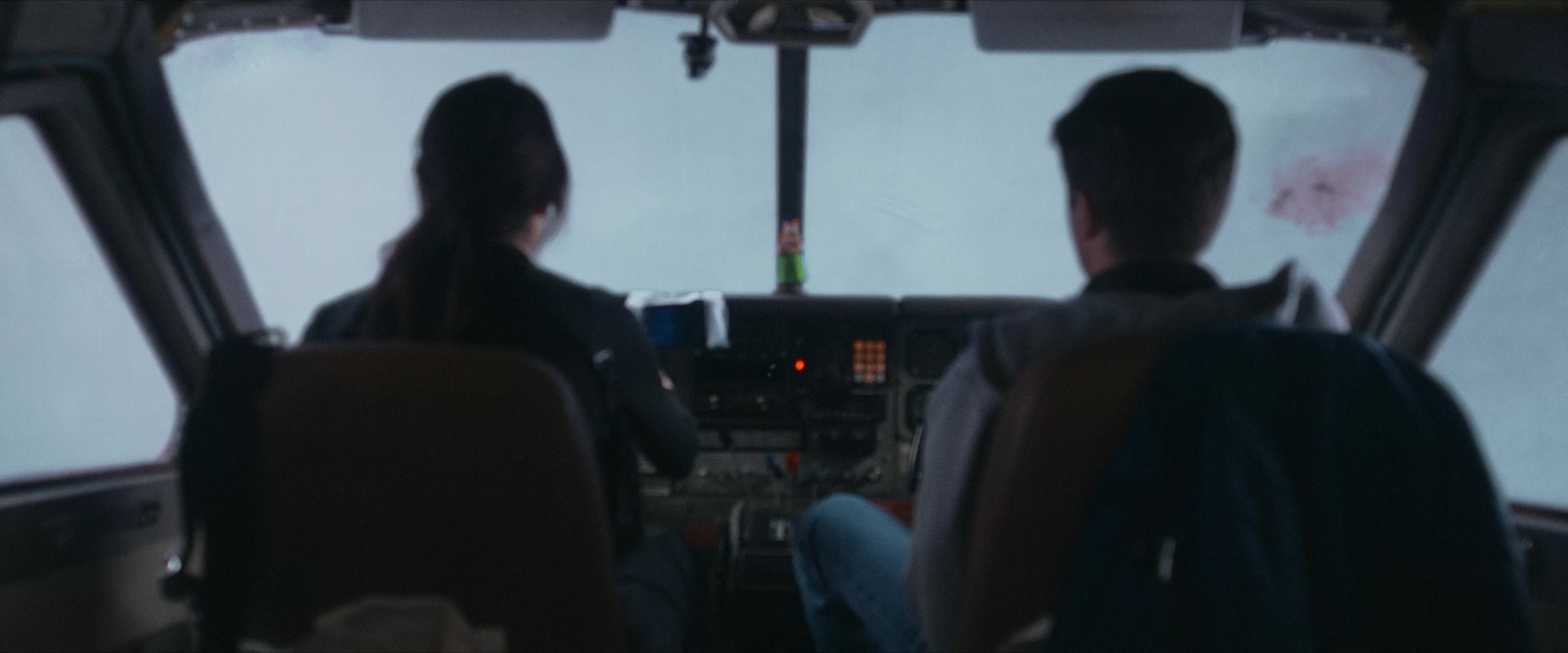 Flight Risk (2025) [4K] HD screenshot 6224