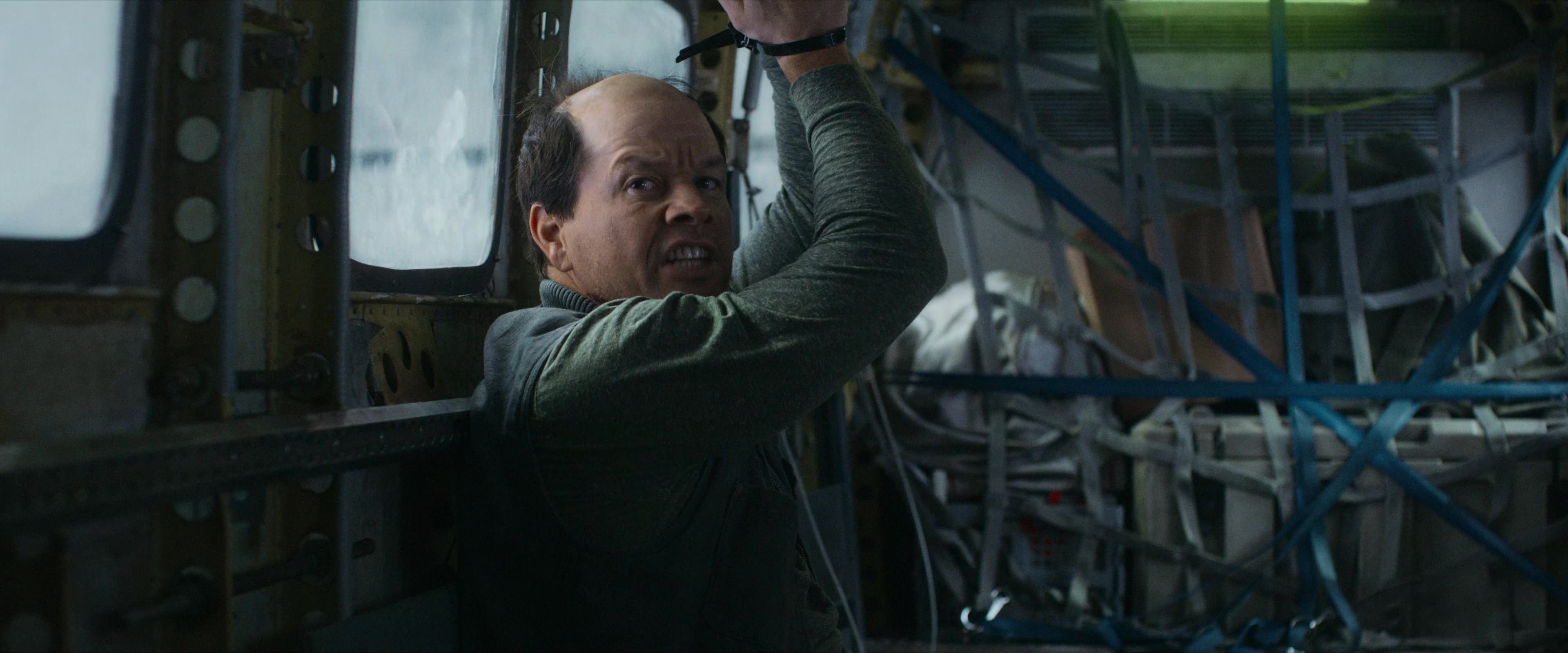 Flight Risk (2025) [4K] HD screenshot 6254