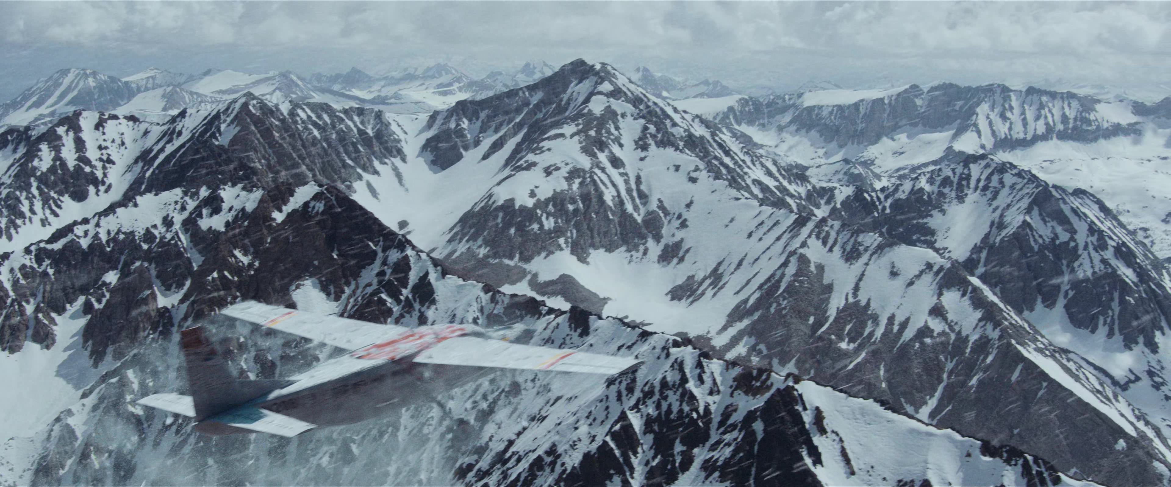 Flight Risk (2025) [4K] screencap 6336