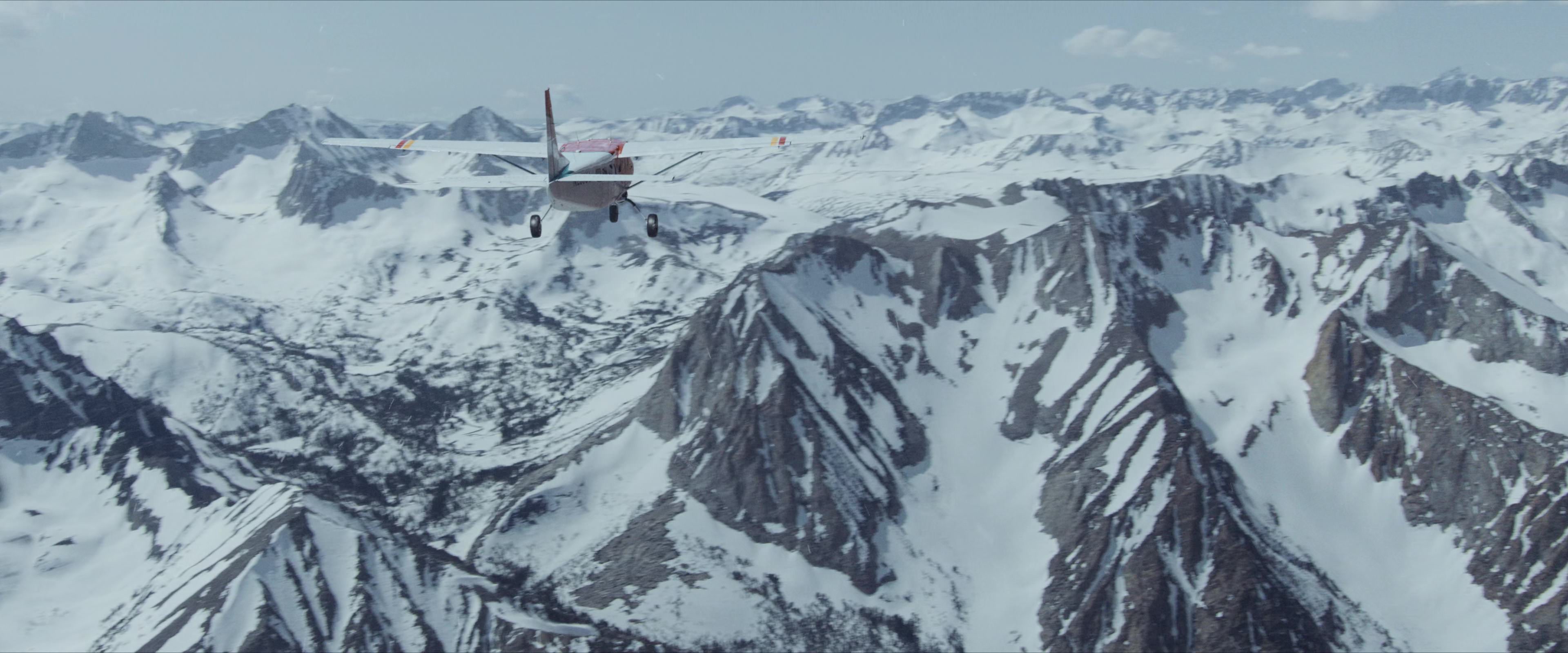 Flight Risk (2025) [4K] HD screenshot 6353