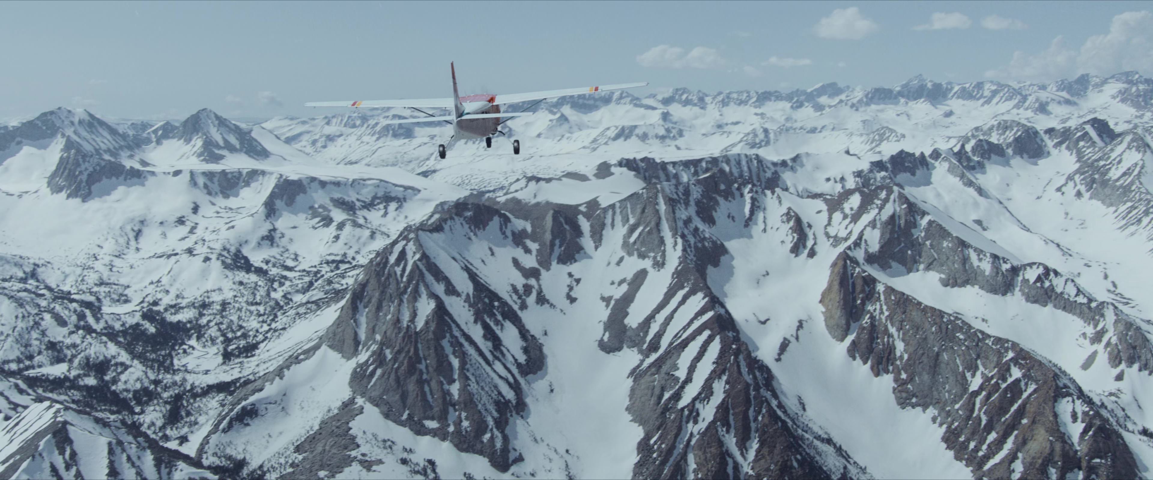 Flight Risk (2025) [4K] HD screenshot 6356