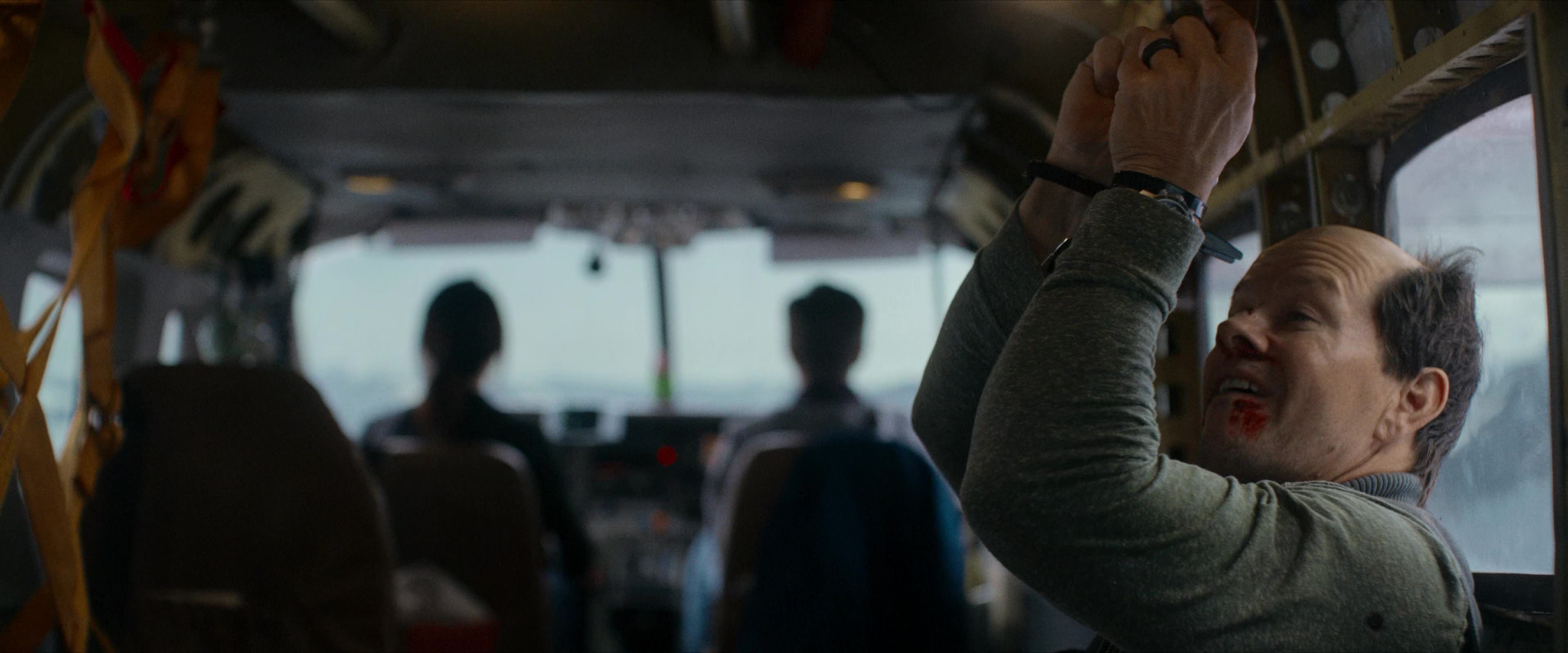 Flight Risk (2025) [4K] movie still 7228
