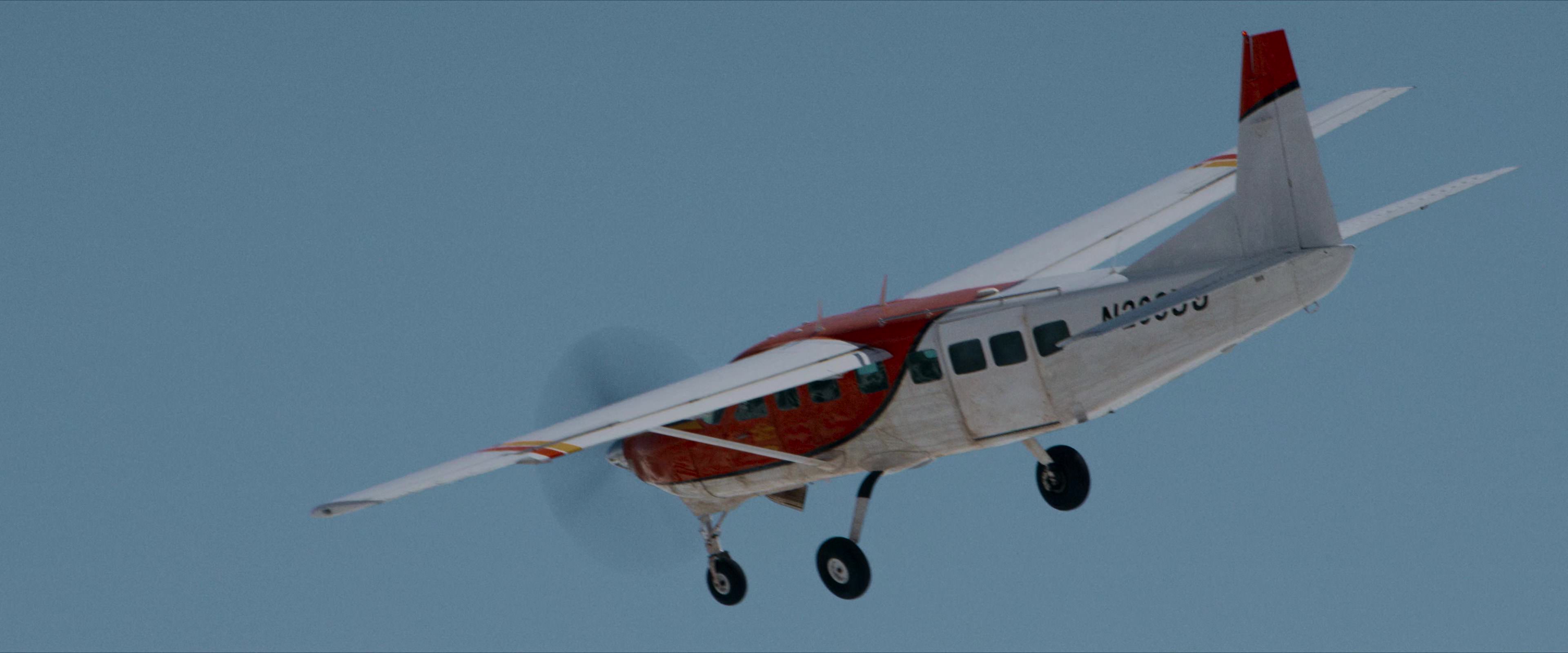 Flight Risk (2025) [4K] movie still 7504