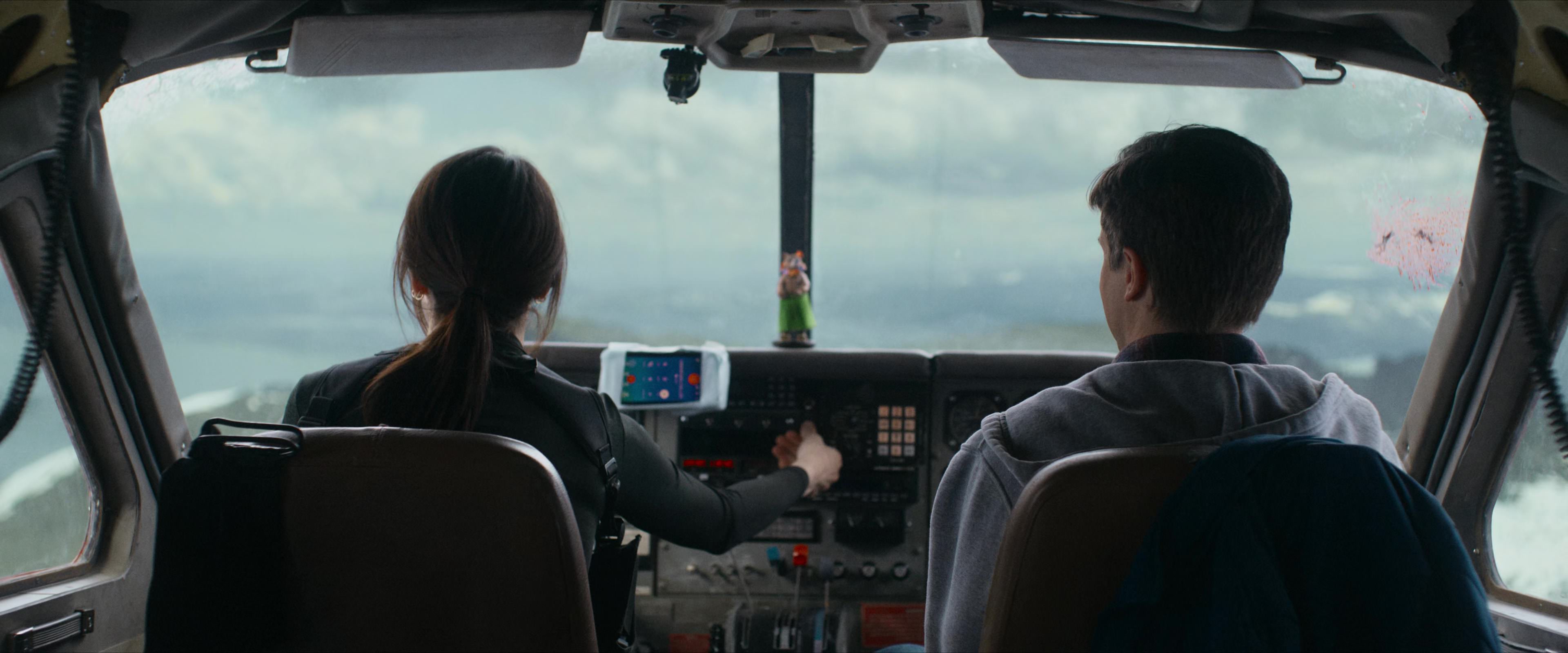 Flight Risk (2025) [4K] screencap 7707
