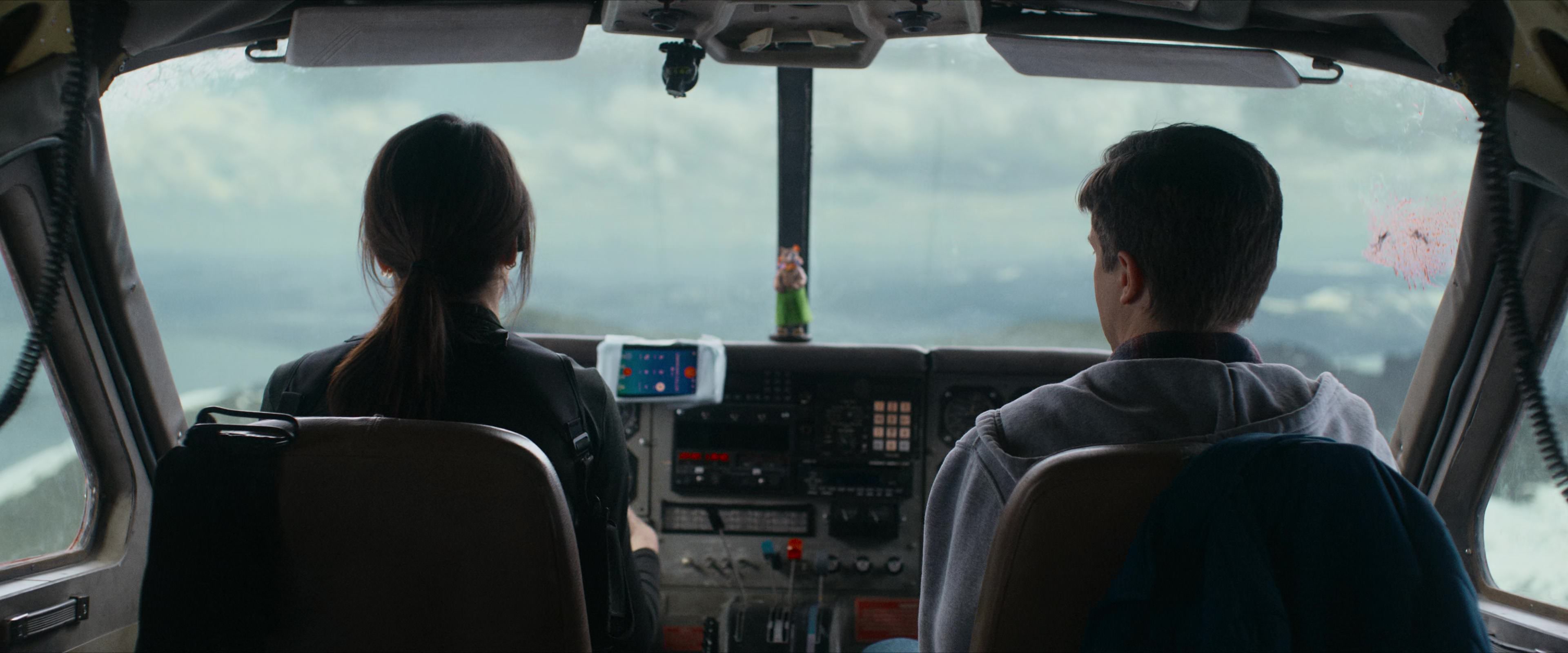 Flight Risk (2025) [4K] HD screenshot 7709