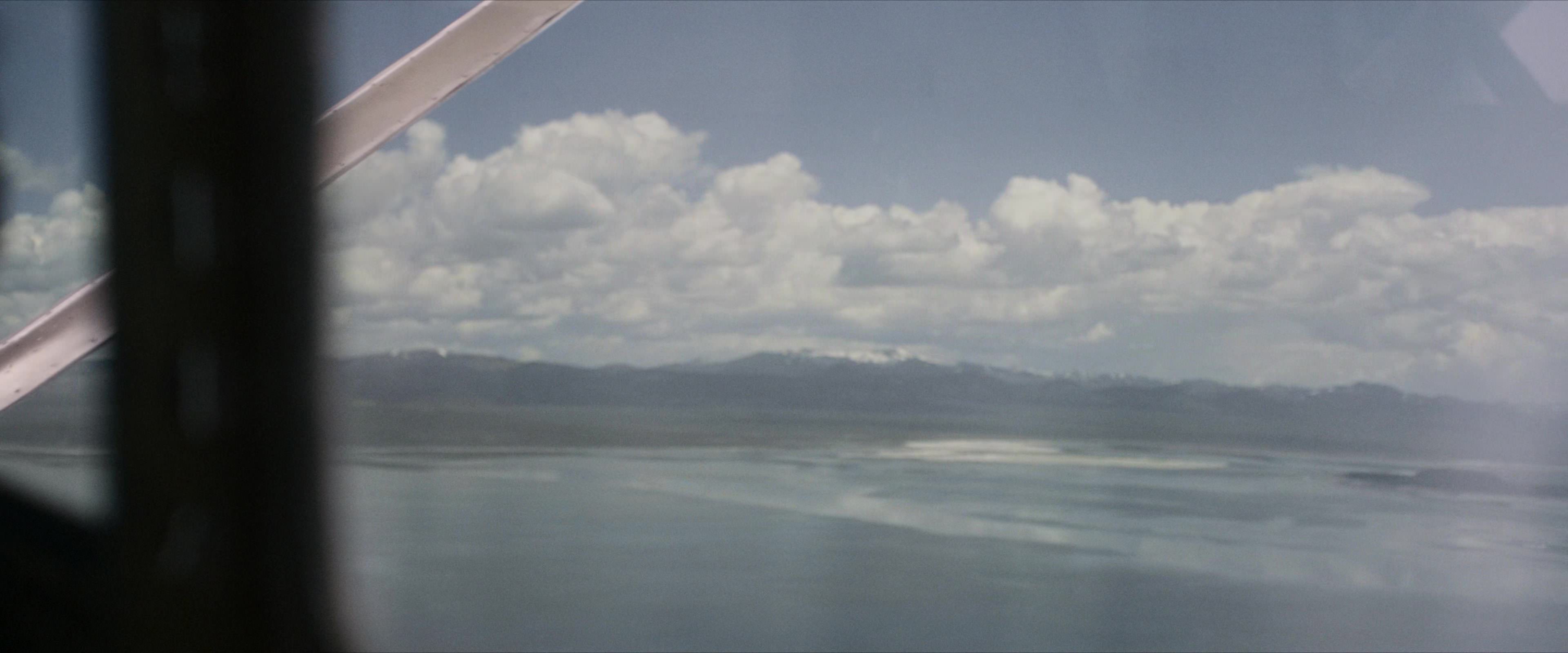 Flight Risk (2025) [4K] screencap 7713