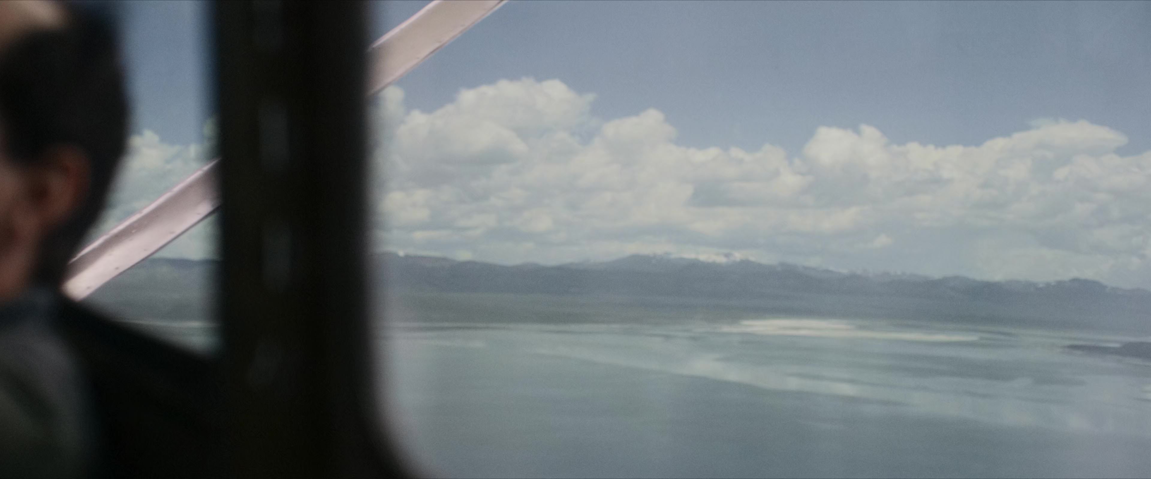 Flight Risk (2025) [4K] HD screenshot 7715