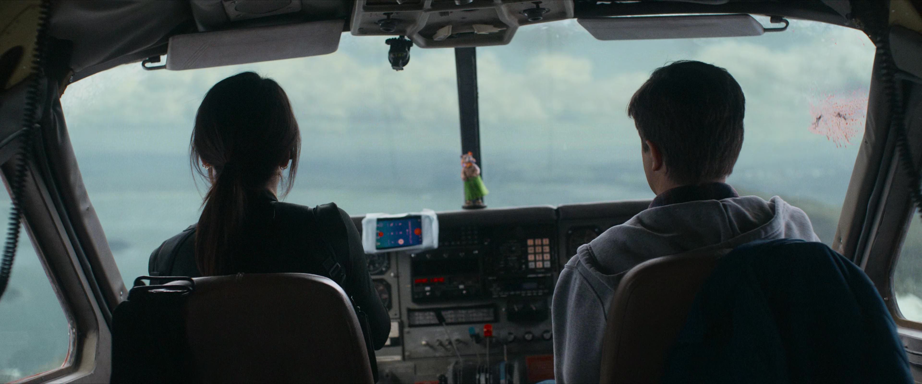 Flight Risk (2025) [4K] screencap 7740