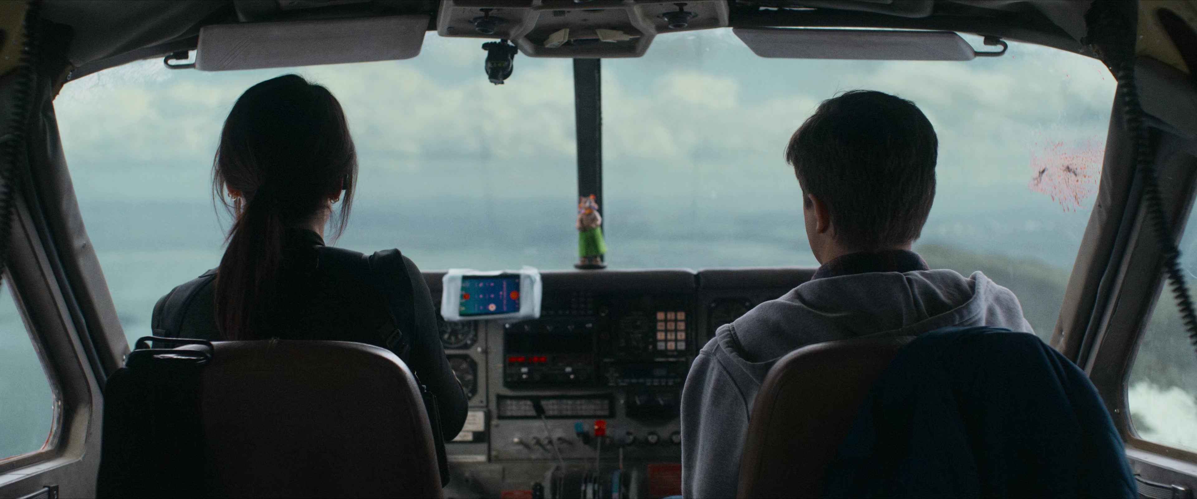 Flight Risk (2025) [4K] HD screenshot 7742
