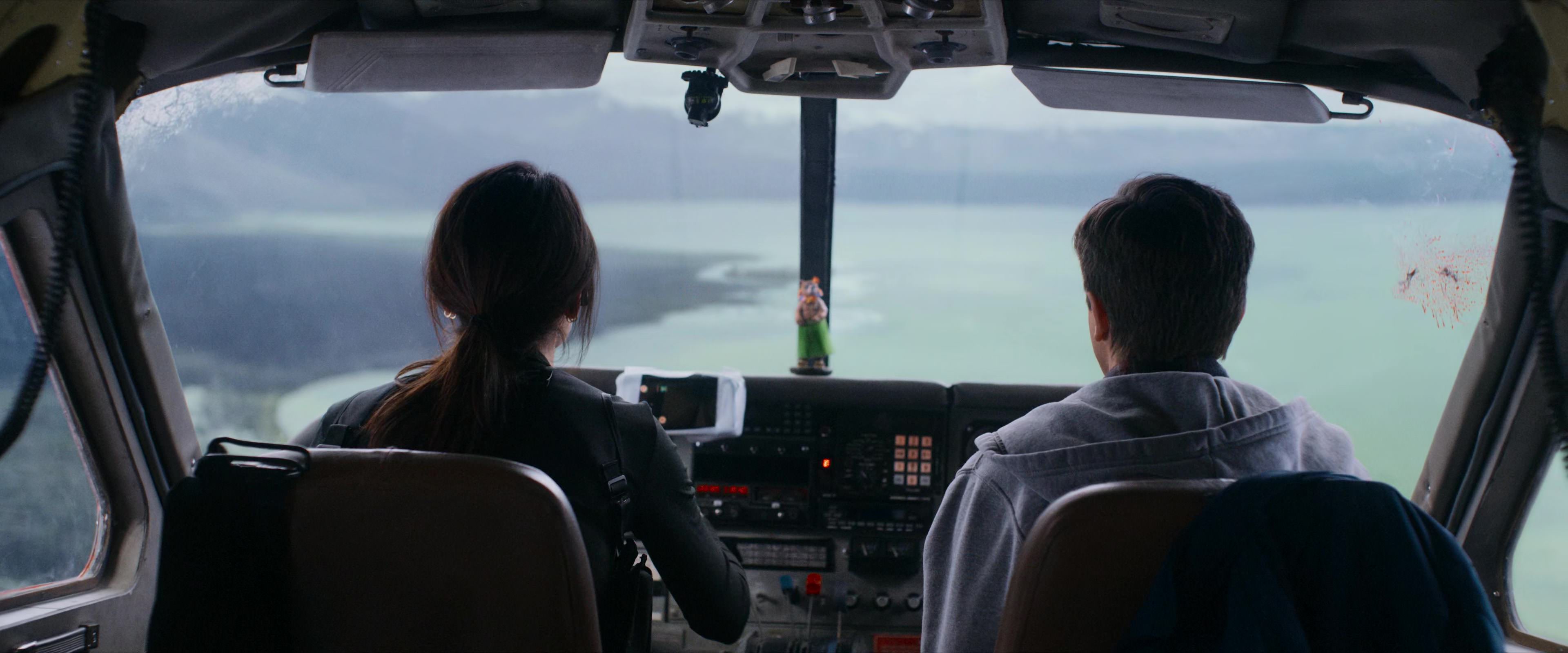 Flight Risk (2025) [4K] movie still 8092