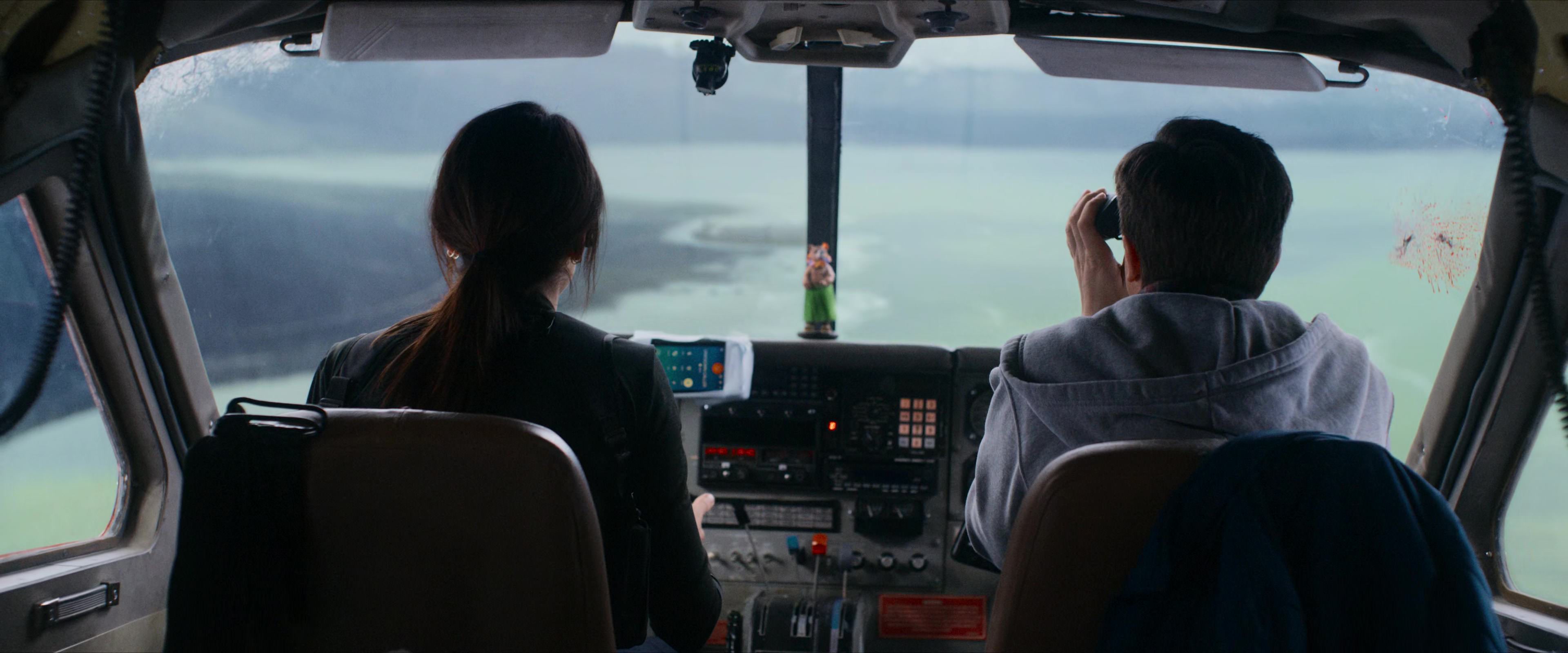 Flight Risk (2025) [4K] HD screenshot 8123