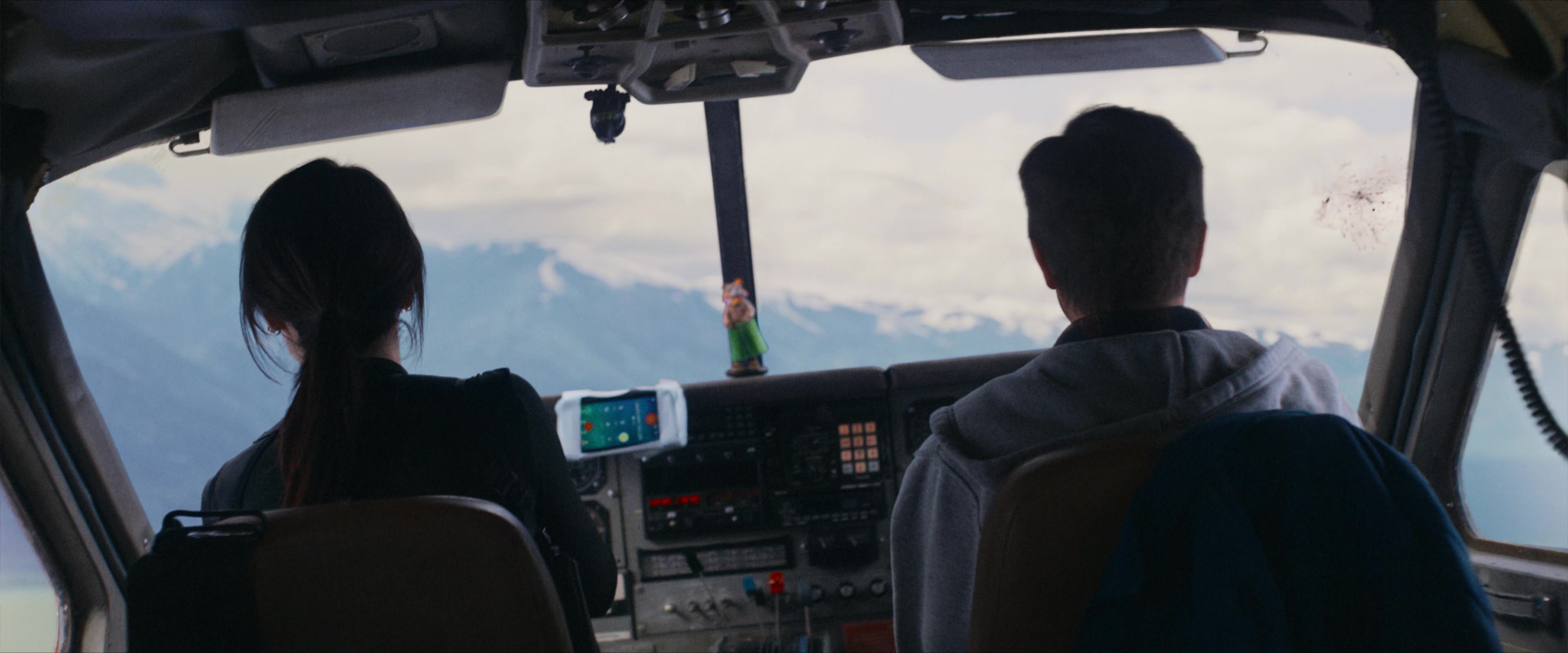 Flight Risk (2025) [4K] screencap 8343