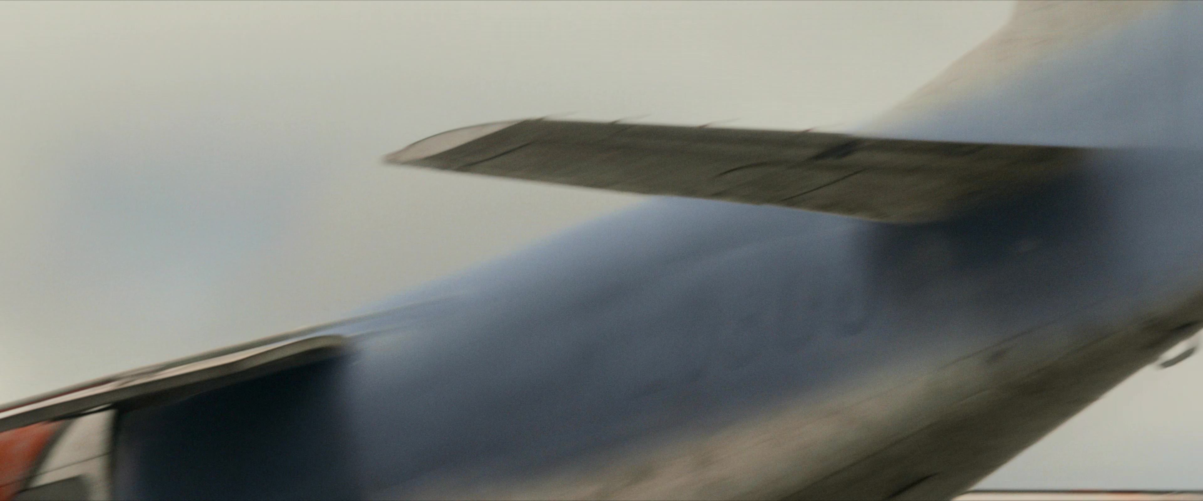 Flight Risk (2025) [4K] screencap 8565