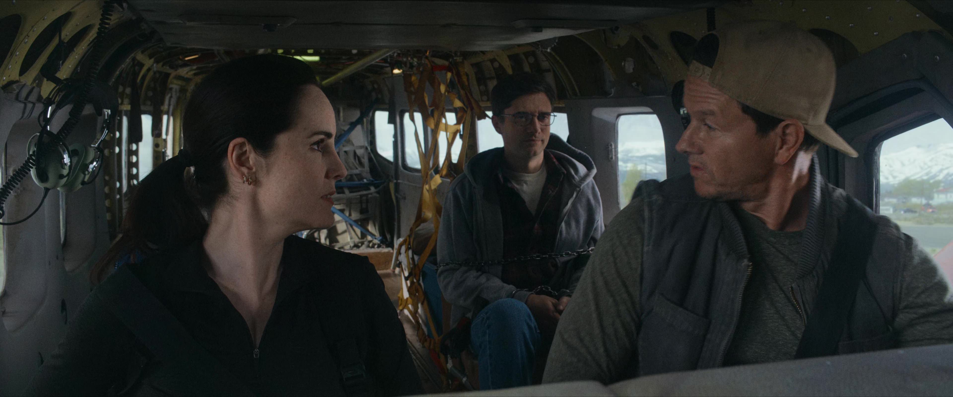 Flight Risk (2025) [4K] HD screenshot 875