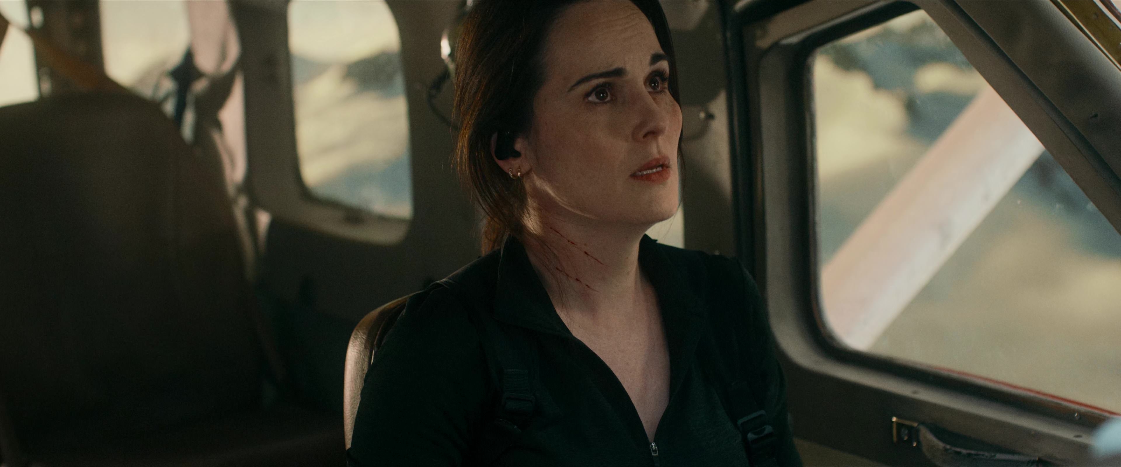 Flight Risk (2025) [4K] screencap 8901