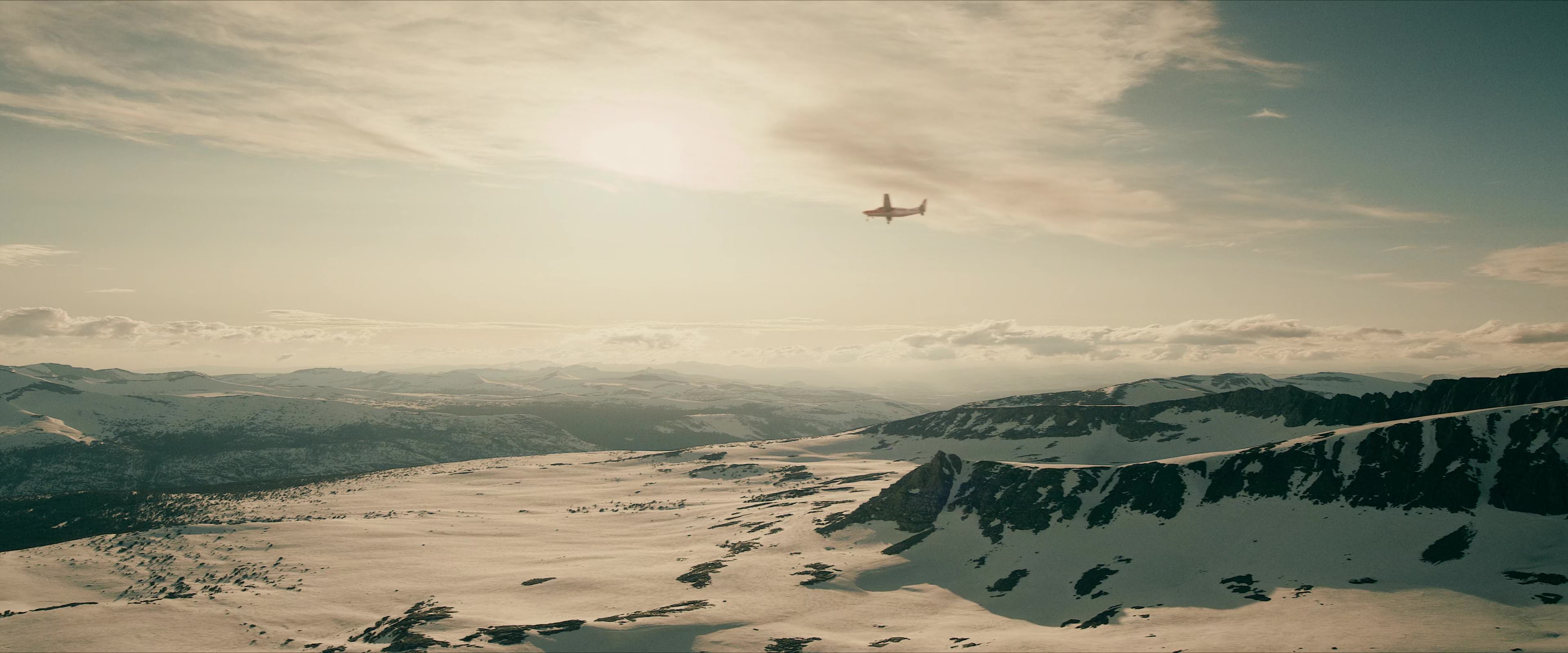 Flight Risk (2025) [4K] HD screenshot 8912