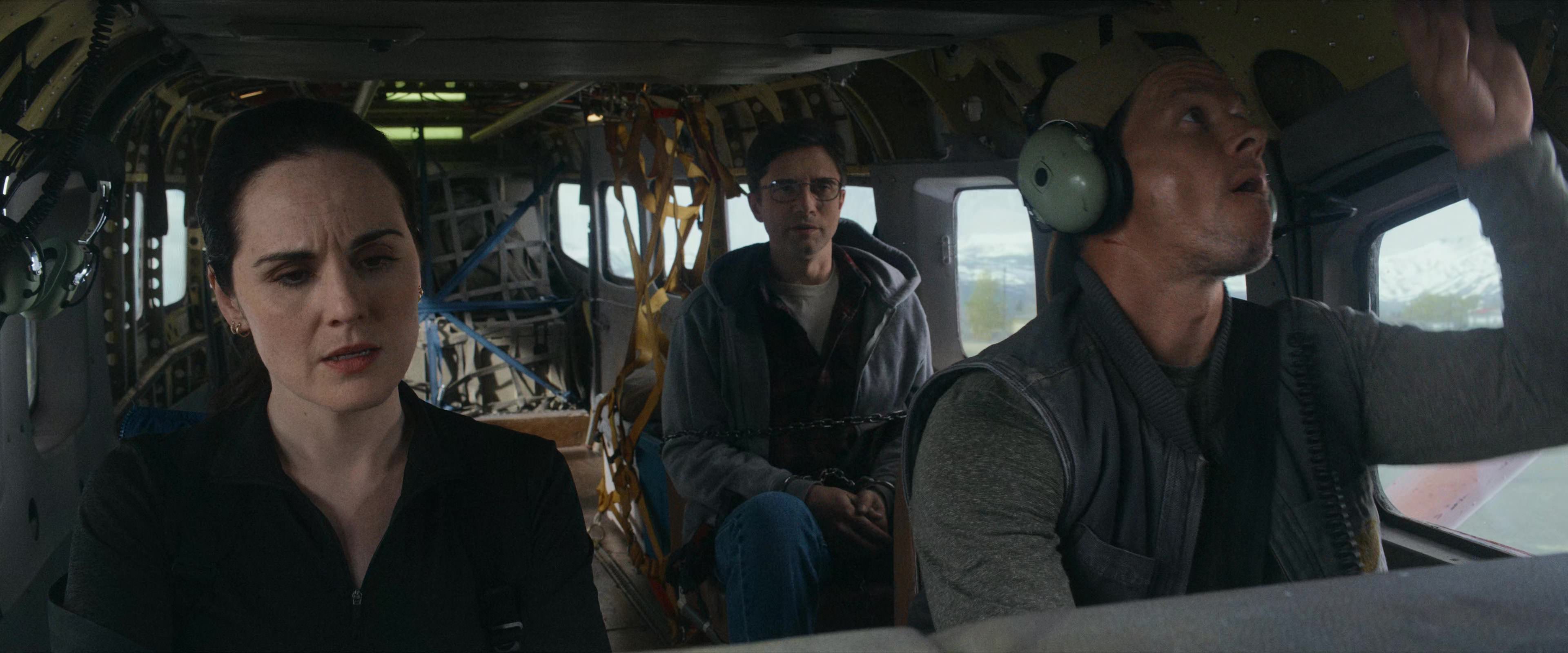 Flight Risk (2025) [4K] screencap 969