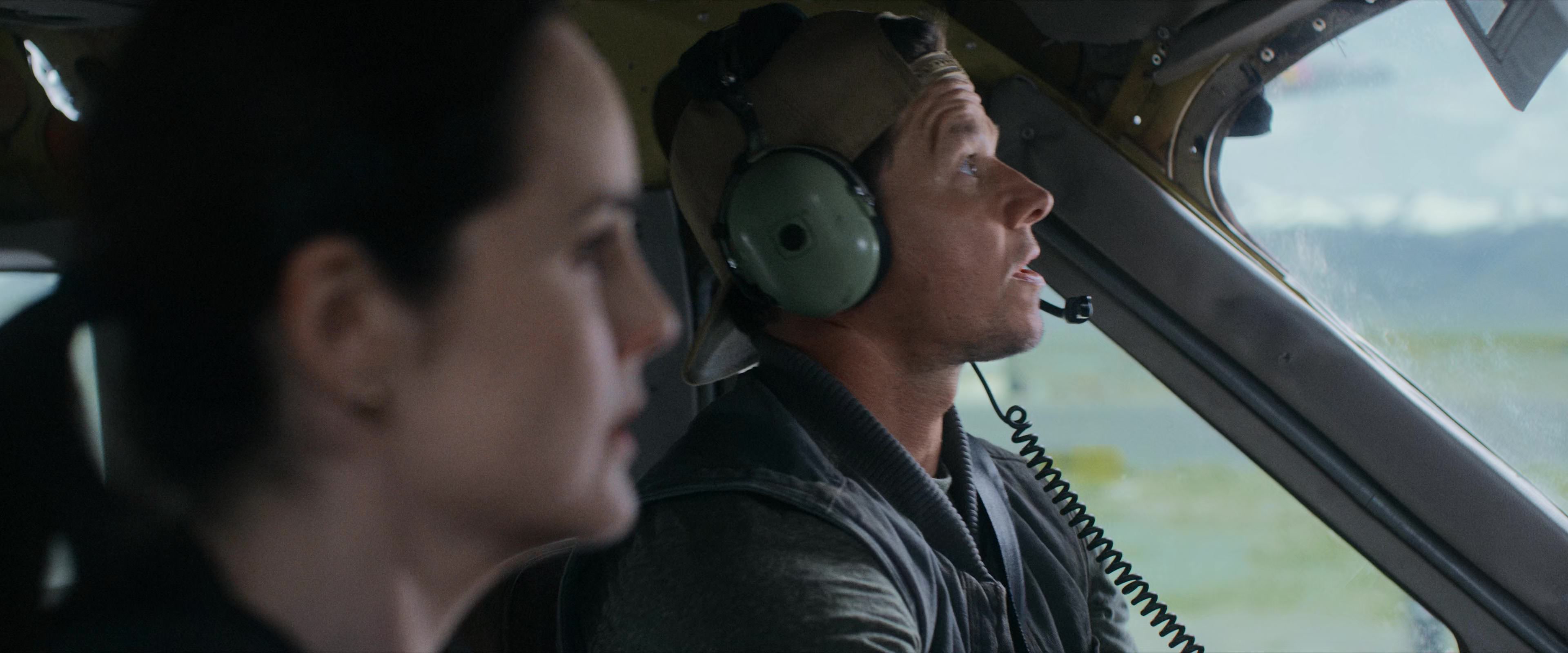 Flight Risk (2025) [4K] screencap 981