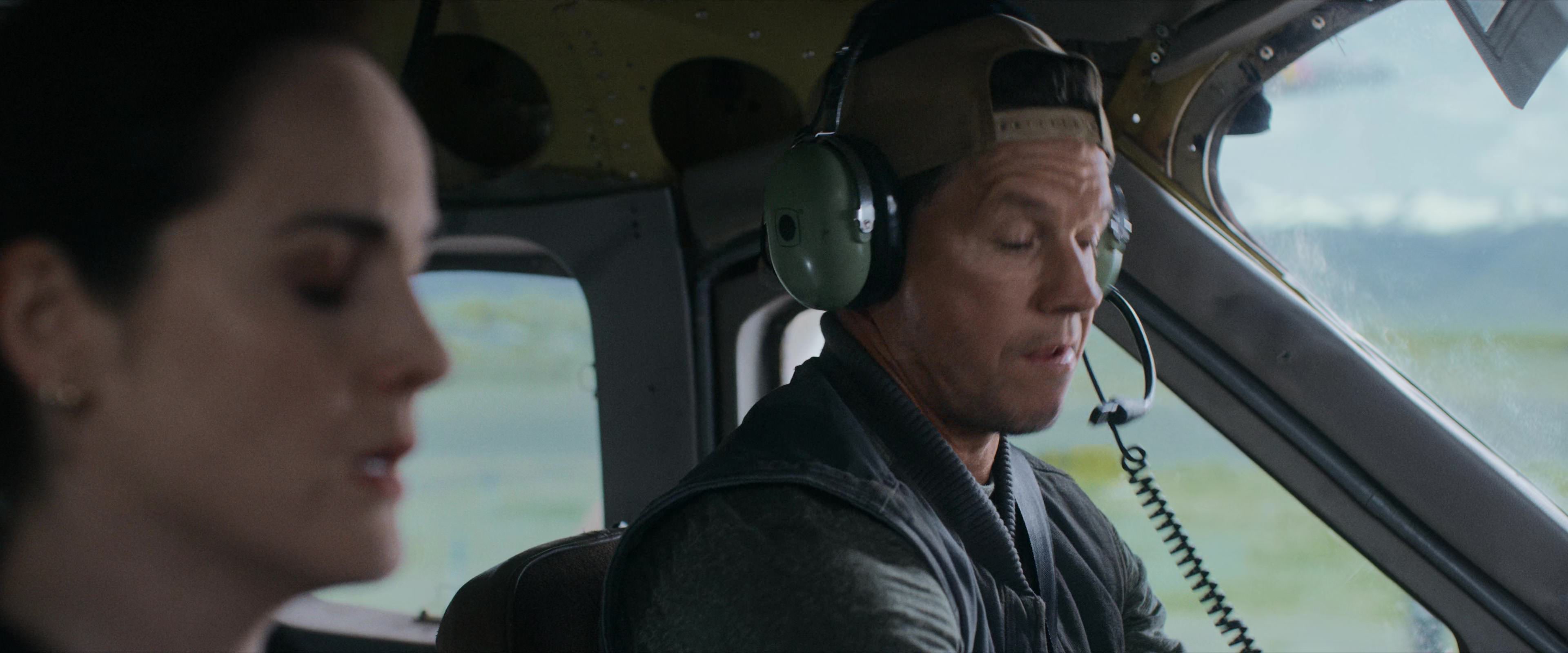 Flight Risk (2025) [4K] movie still 985