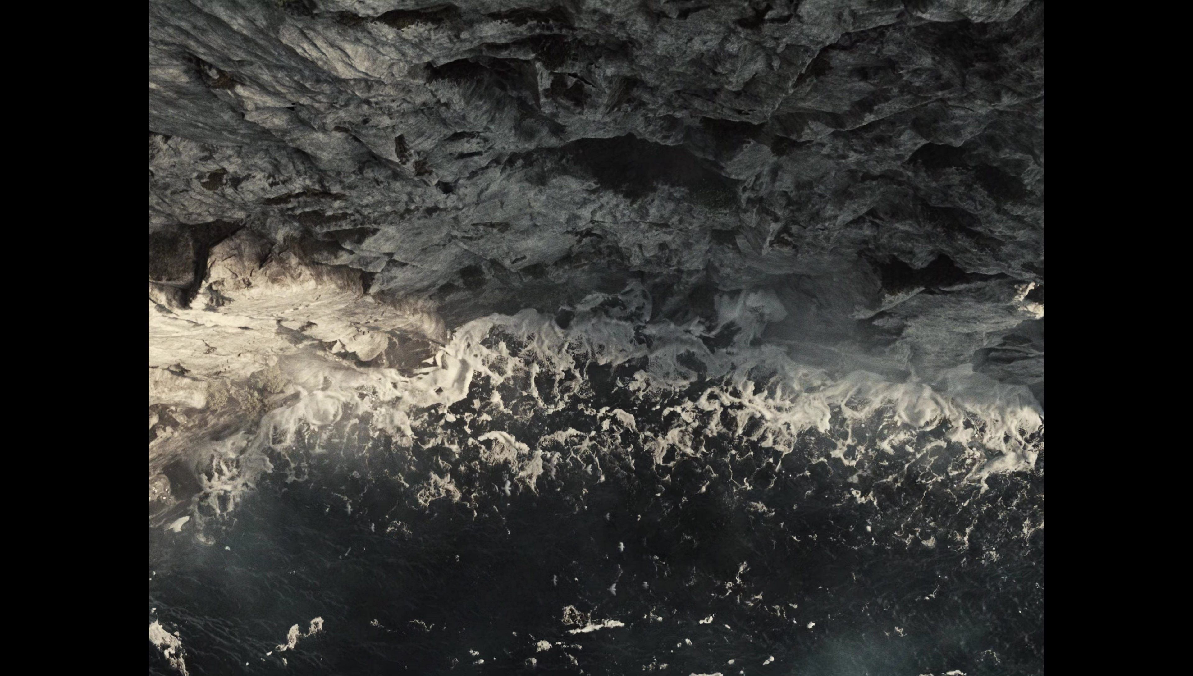 Zack Snyder’s Justice League (2021) movie still 2242