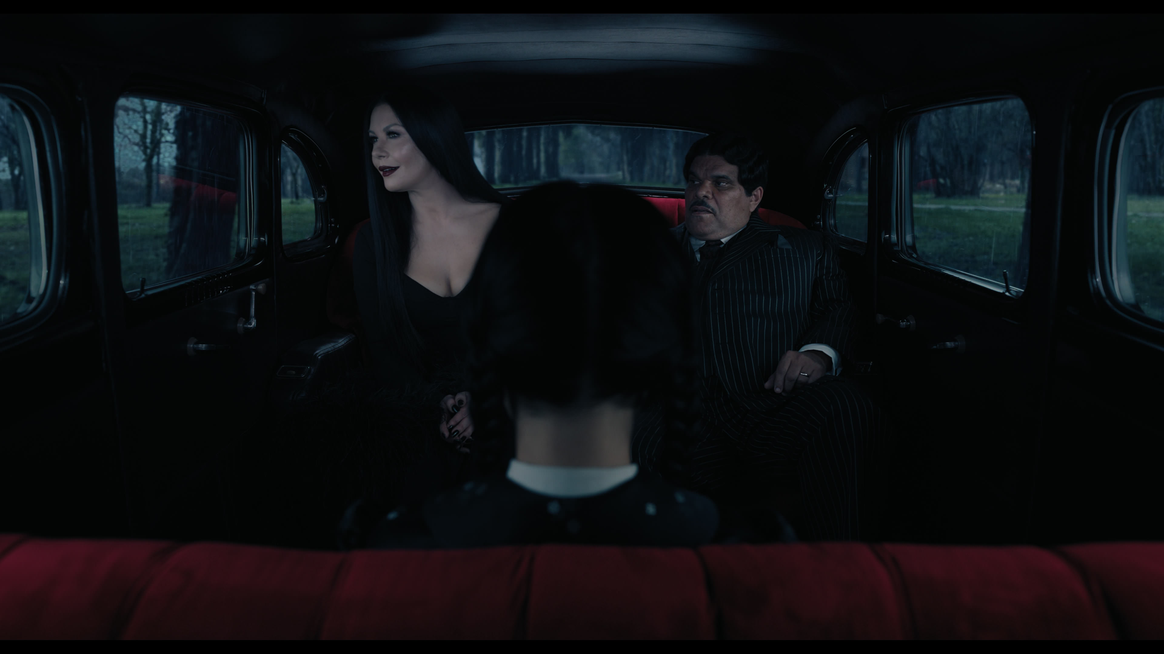 Wednesday S01E01 “Wednesday’s Child Is Full of Woe” screencap 1050