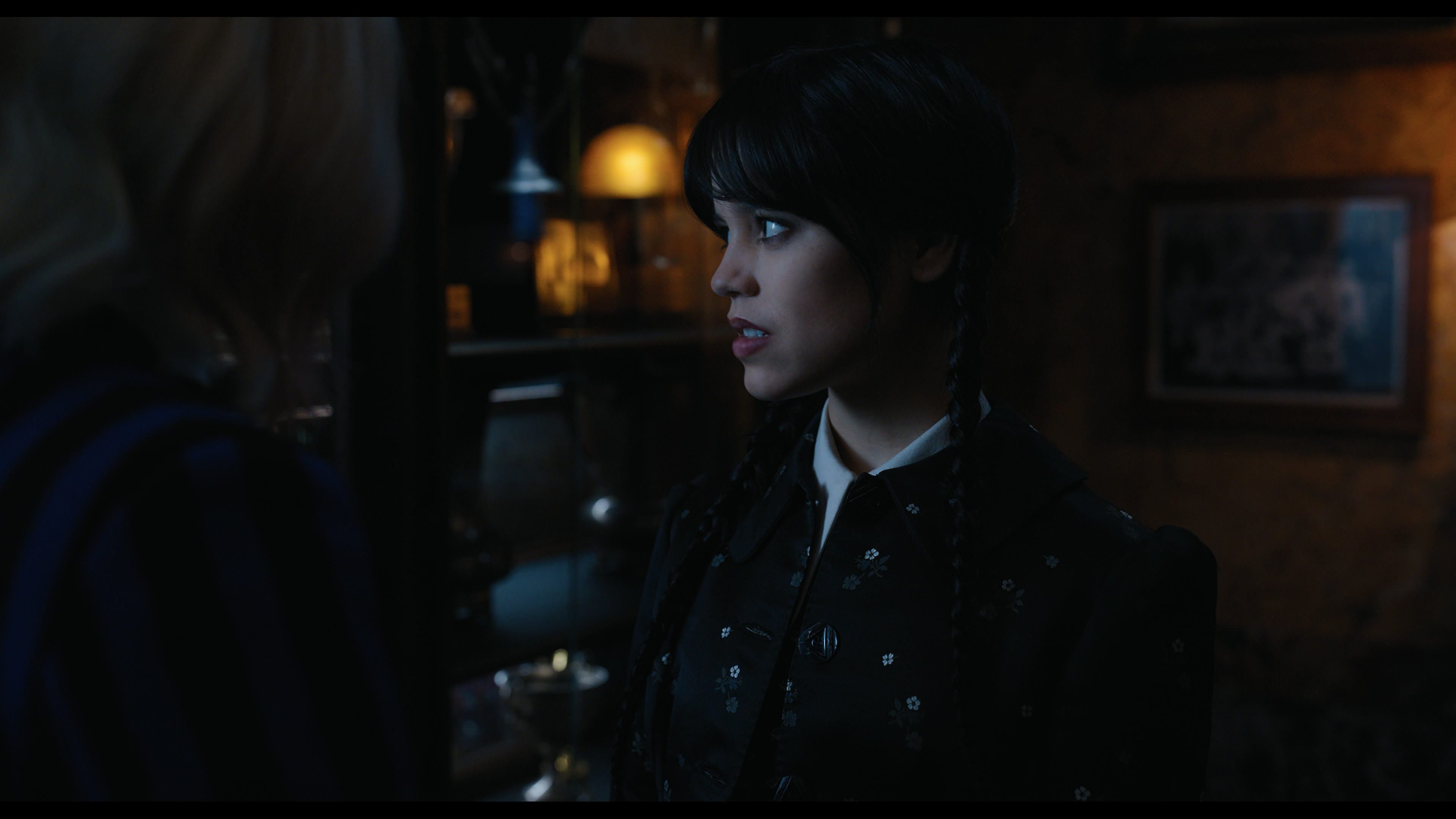 Wednesday S01E01 “Wednesday’s Child Is Full of Woe” HD screenshot 1586