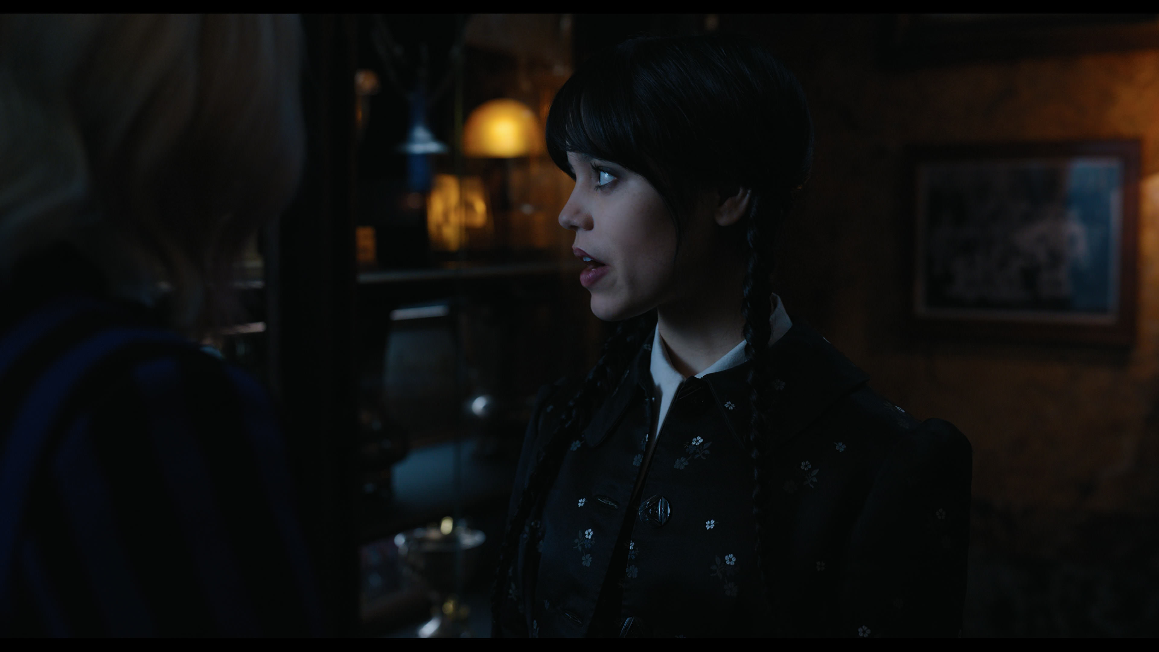 Wednesday S01E01 “Wednesday’s Child Is Full of Woe” screencap 1587