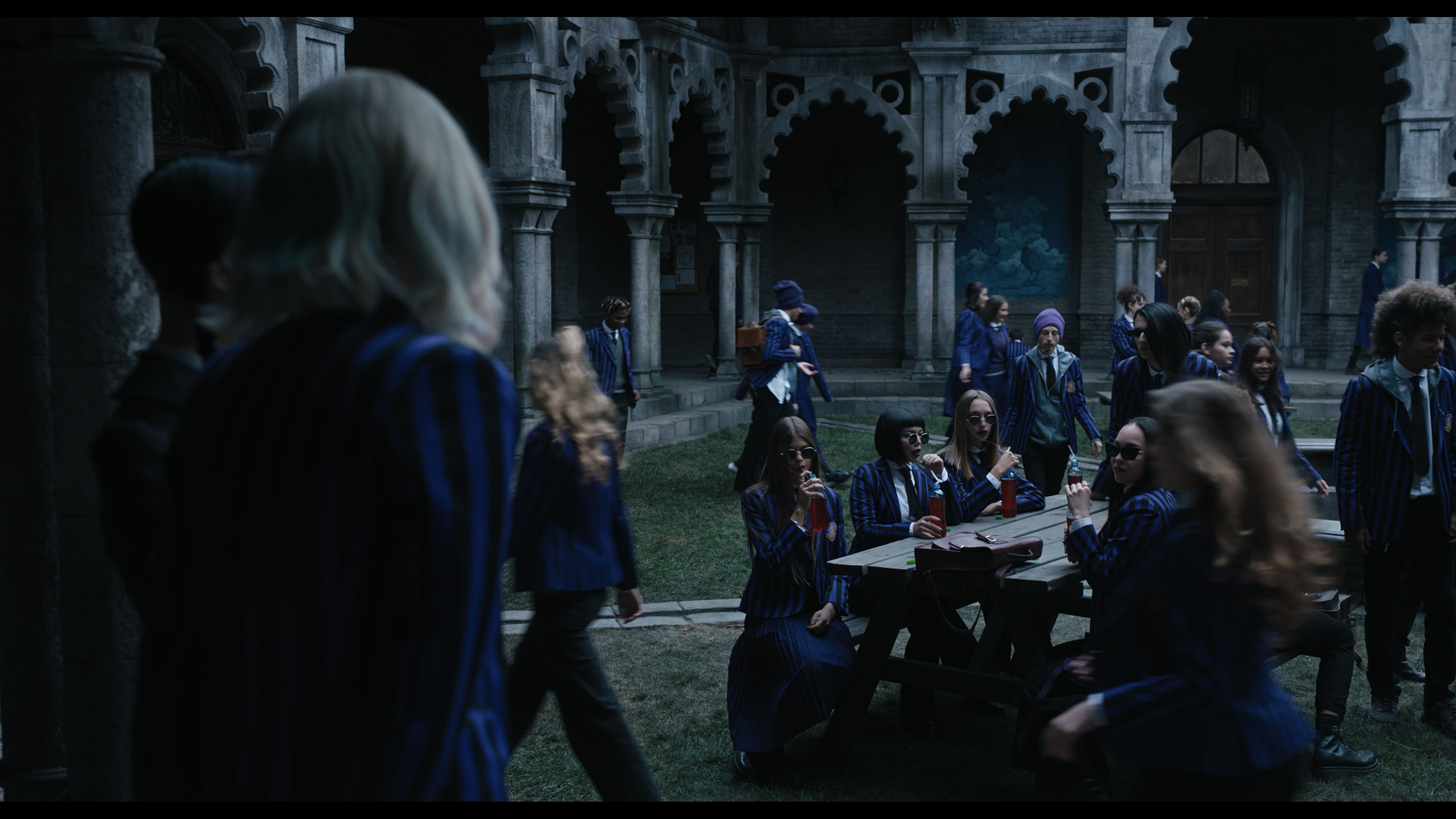 Wednesday S01E01 “Wednesday’s Child Is Full of Woe” HD screenshot 1742